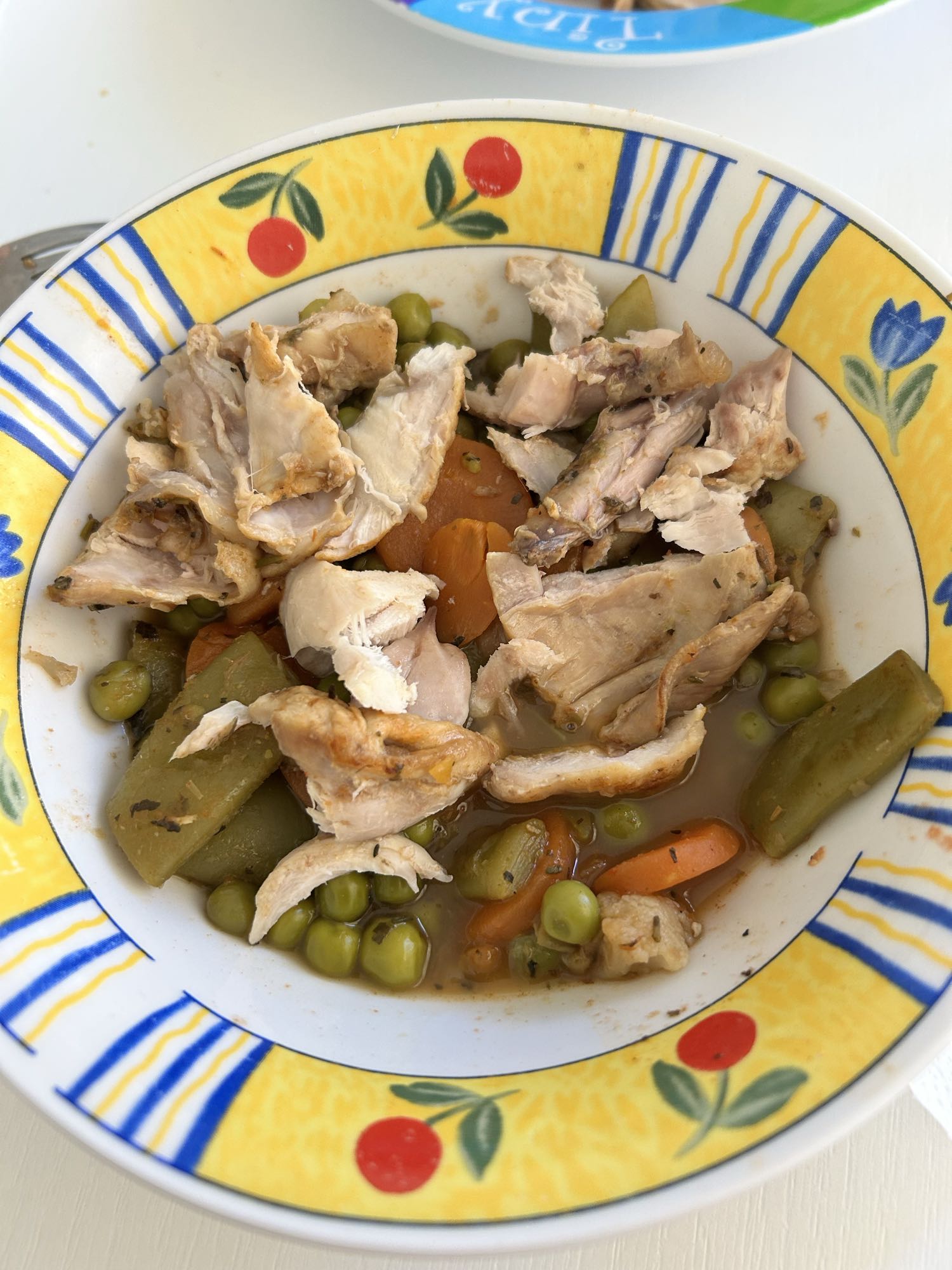 Conejo en salsa con verduras