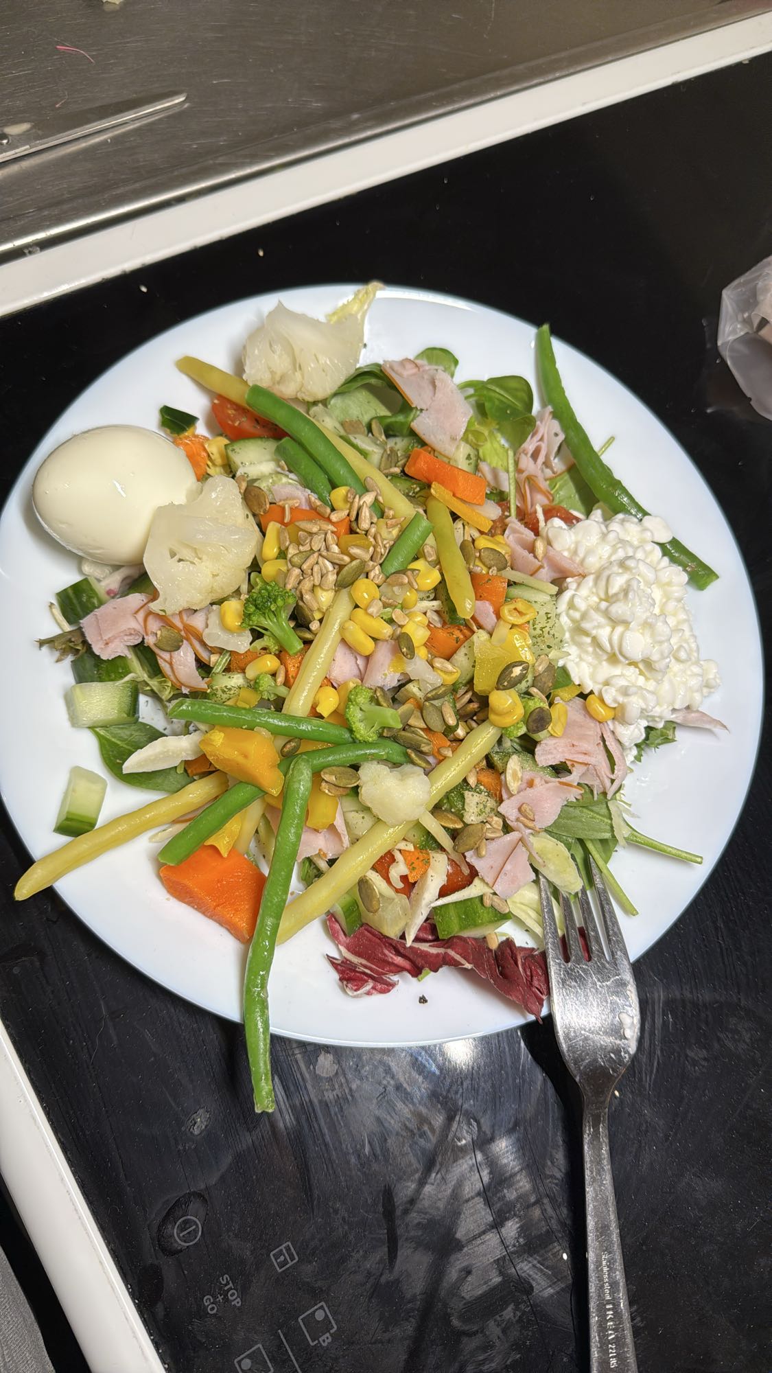 Blandad grönsakssallad