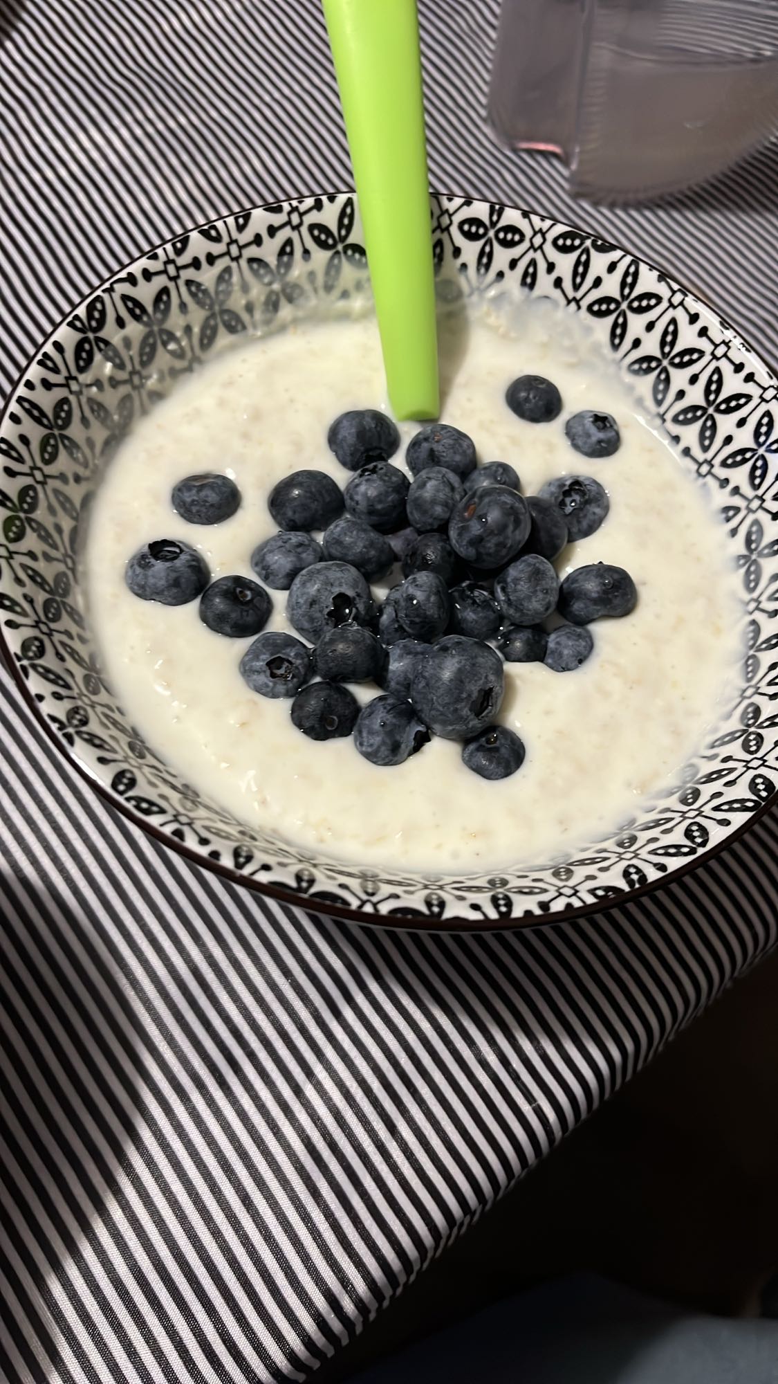 овесена каша с боровинки