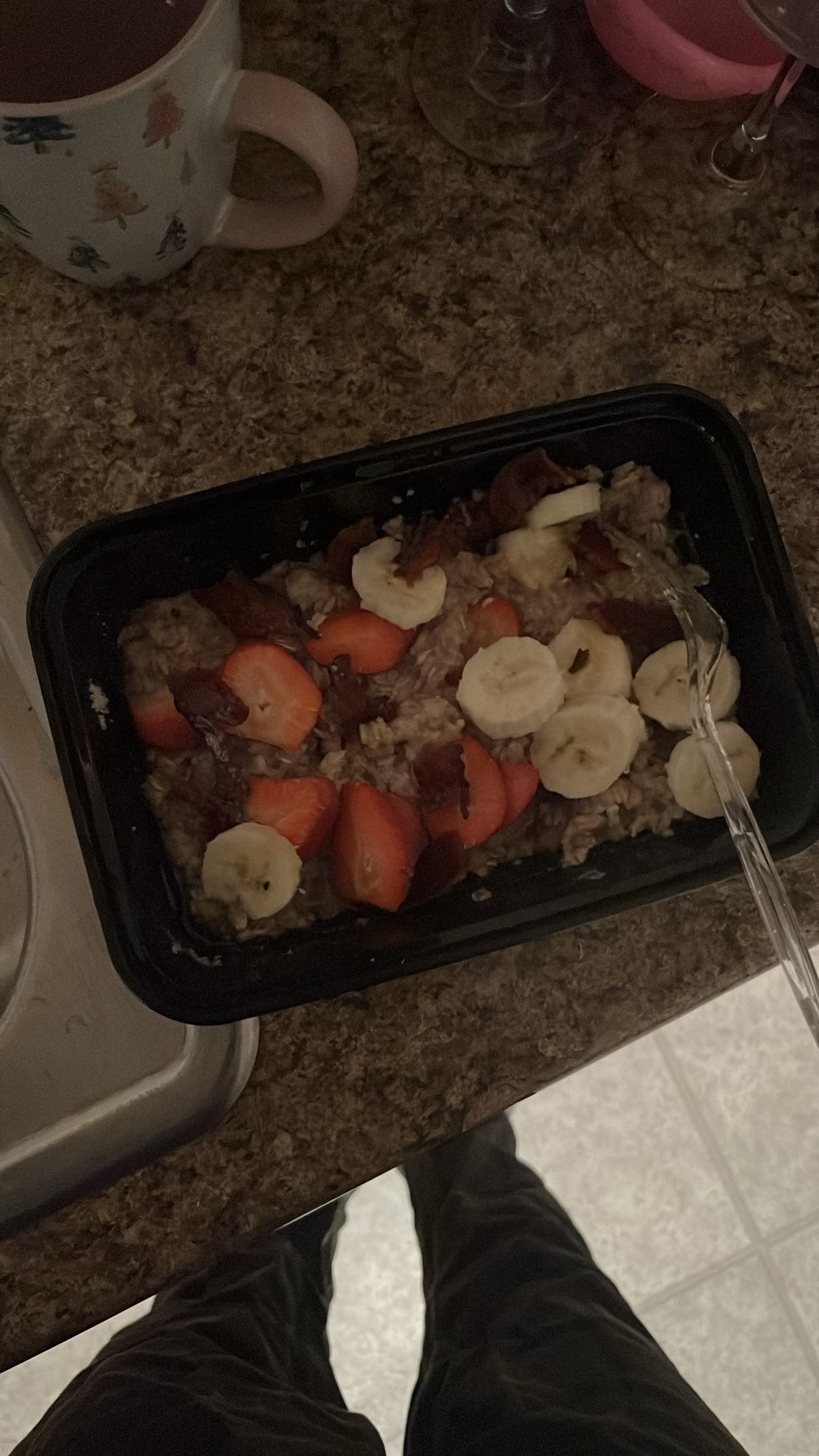 Oatmeal with fruit and bacon