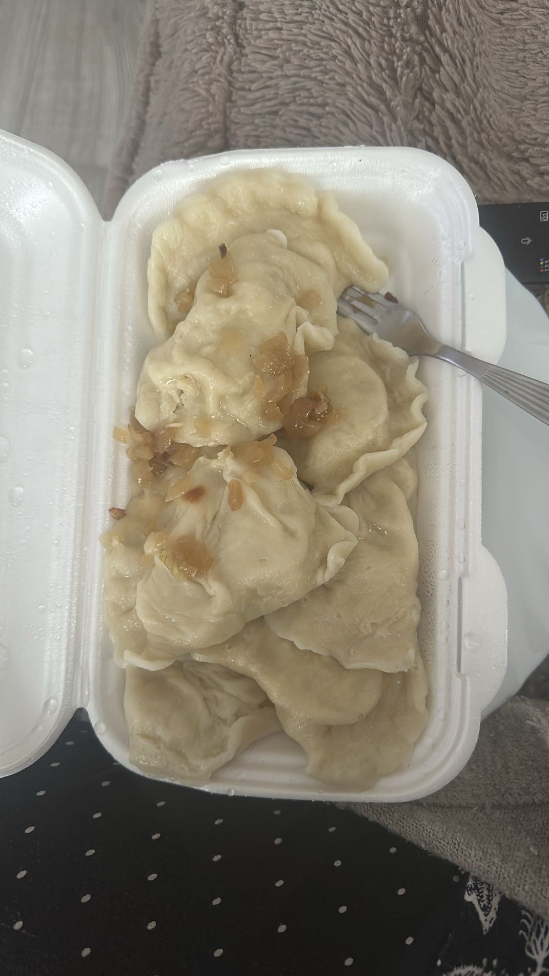 Pierogi z cebulą