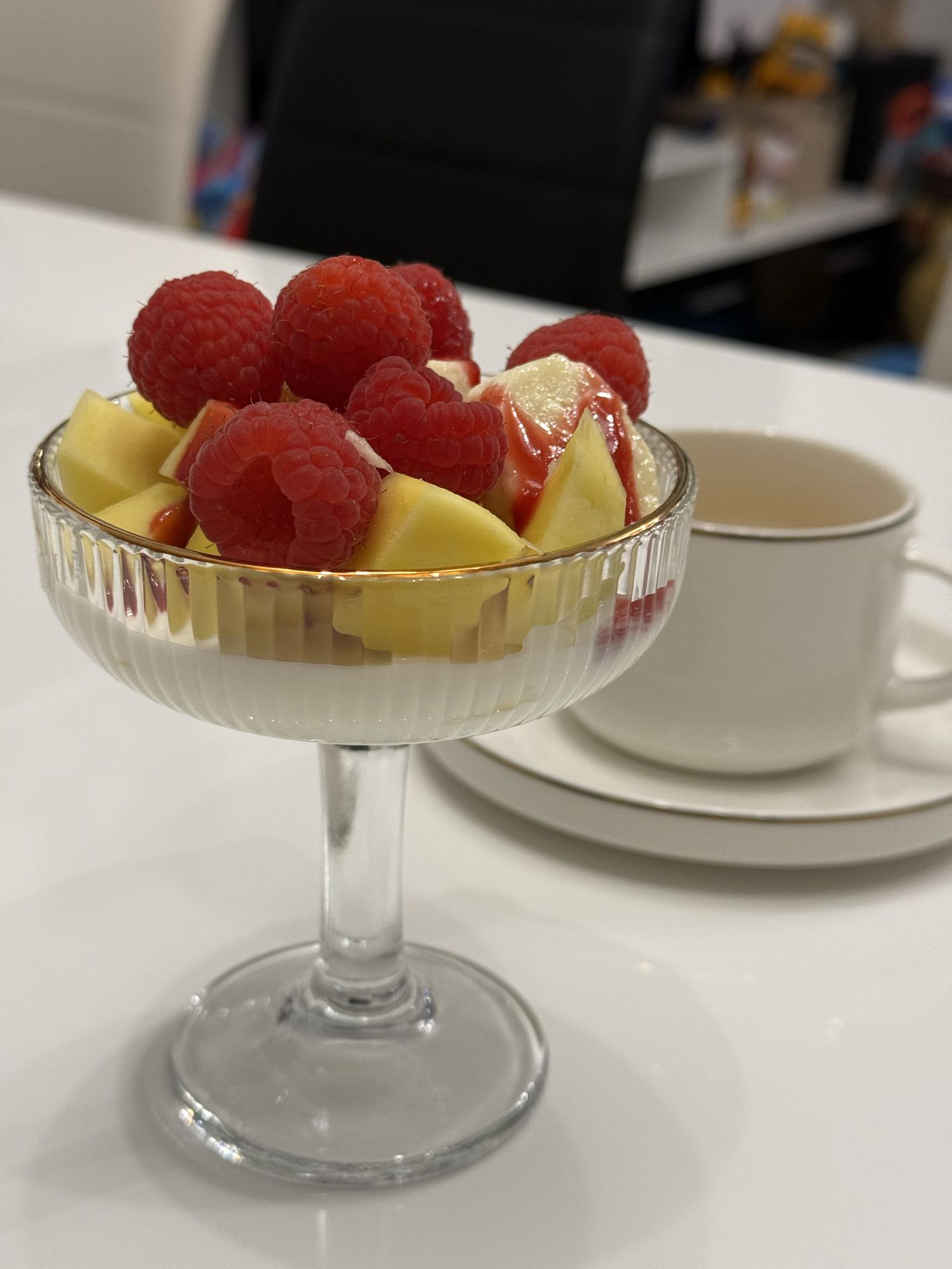 Yaourt fruits rouges et pomme