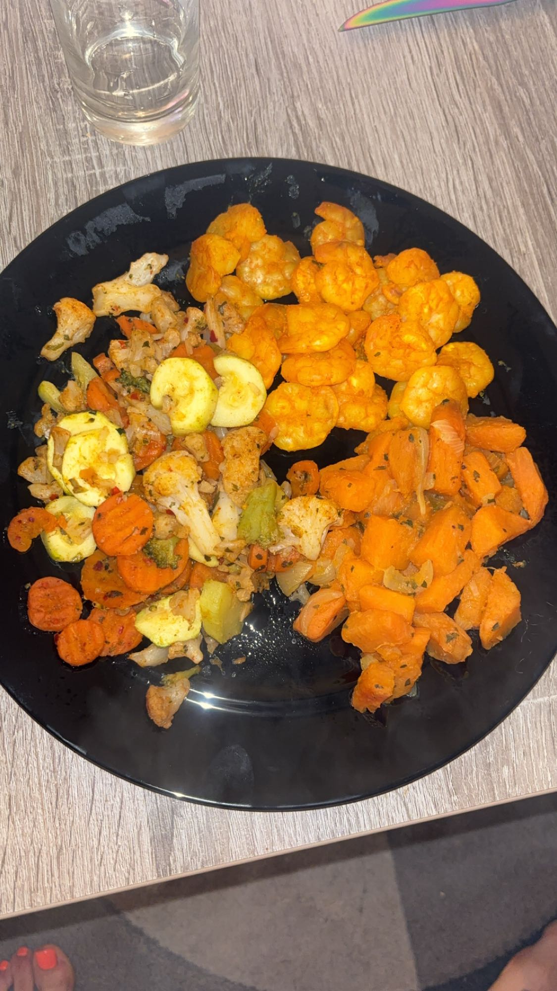 Crevettes et légumes sautés