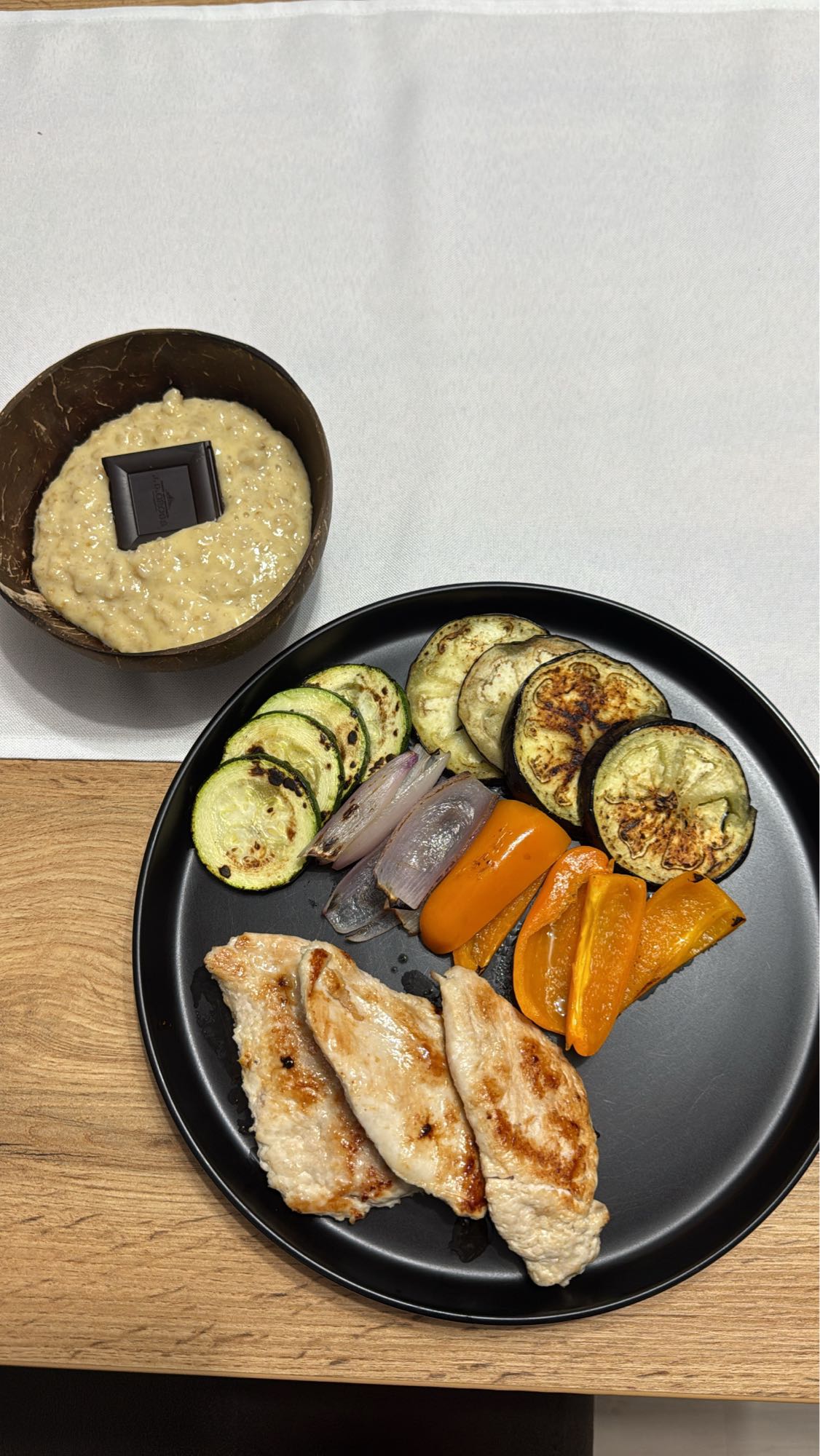 Piept pui cu legume și ovăz