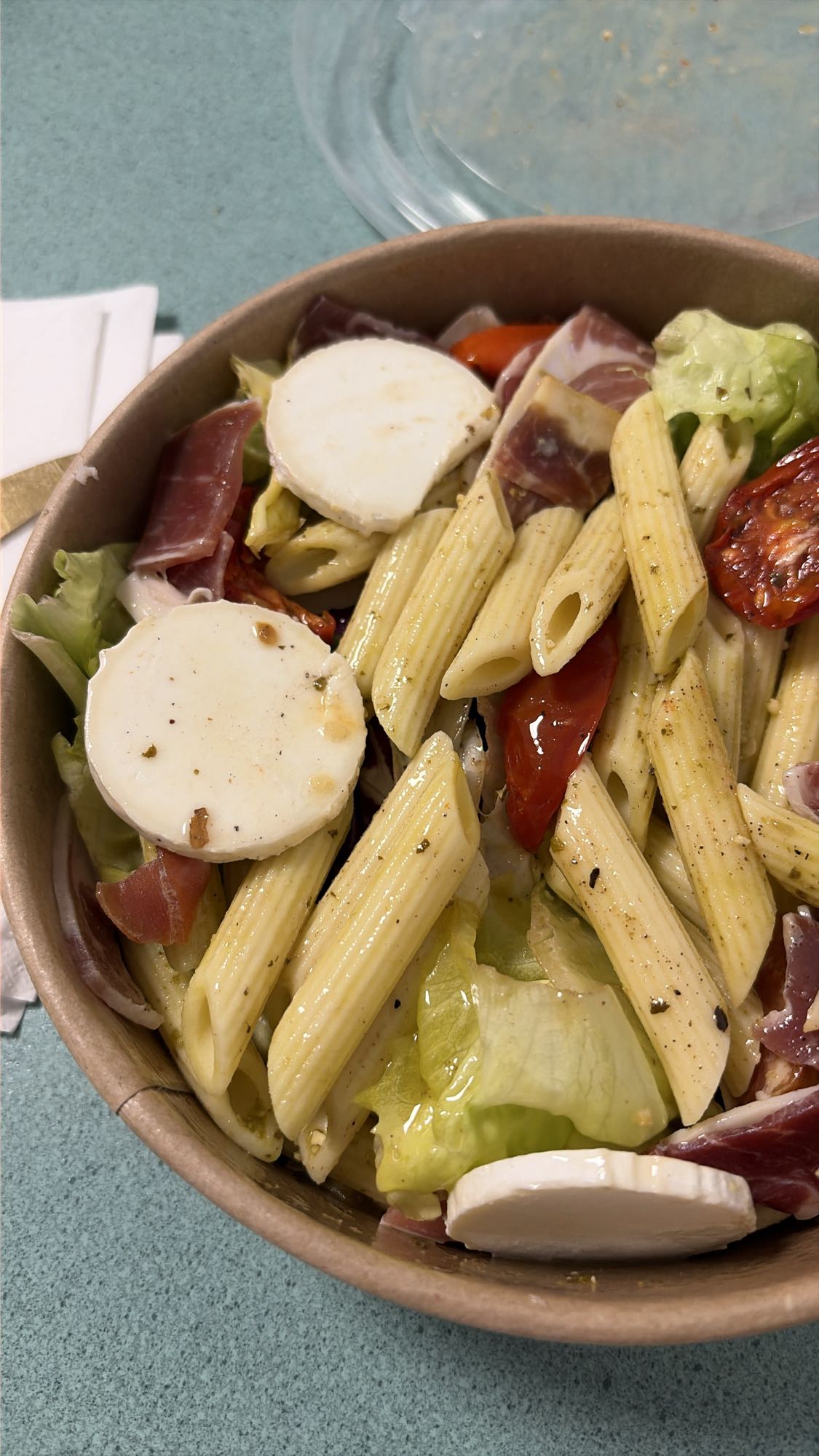 Salade pâtes chèvre jambon