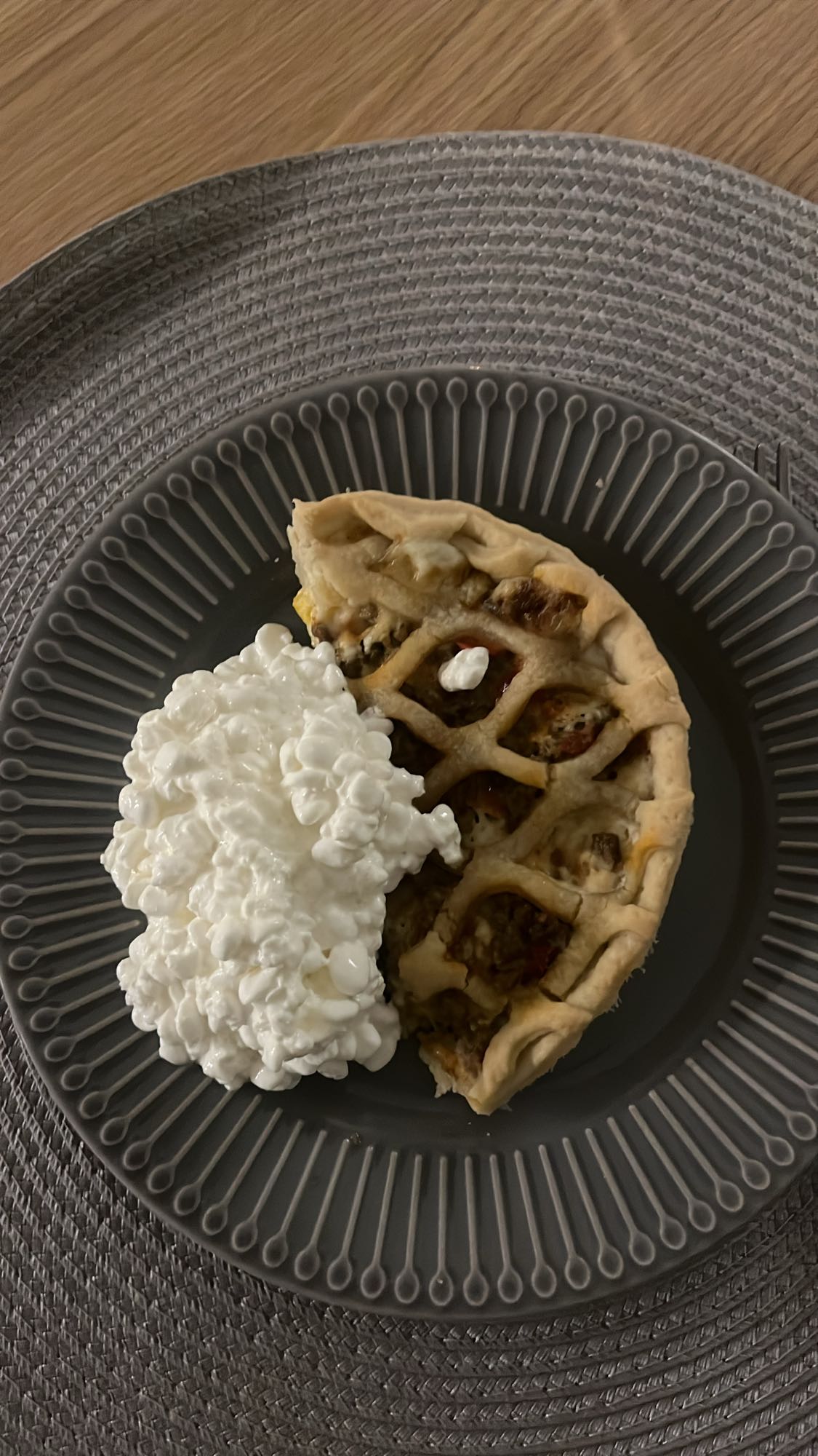 Köttfärspaj med keso