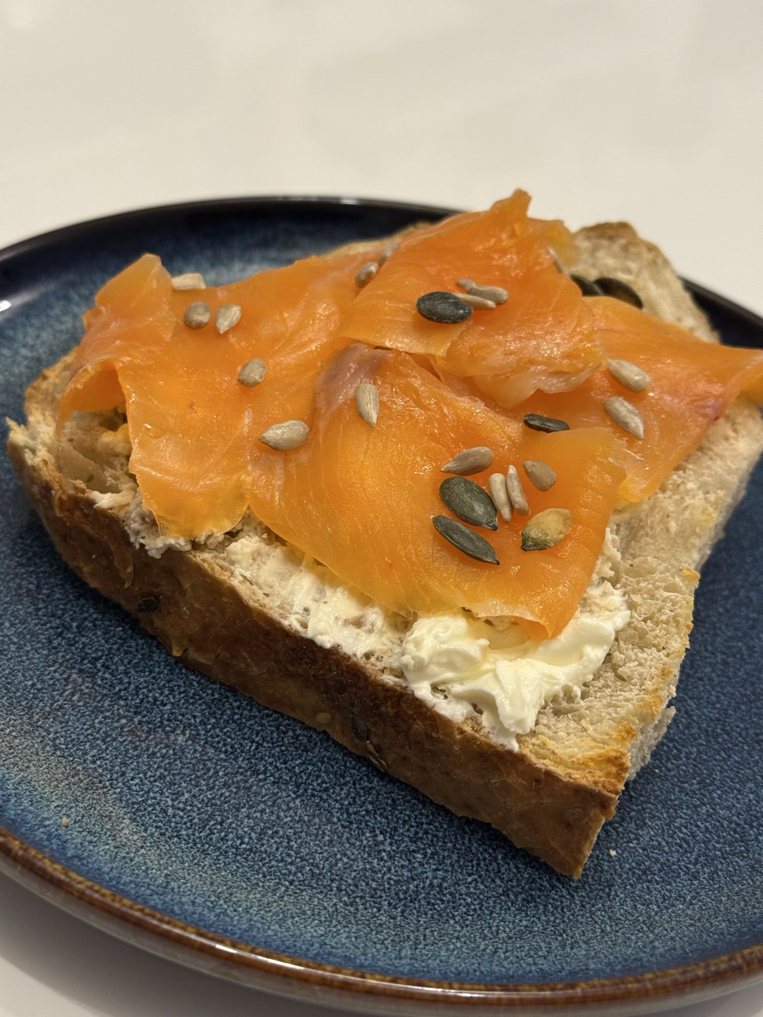 Tartine saumon fromage