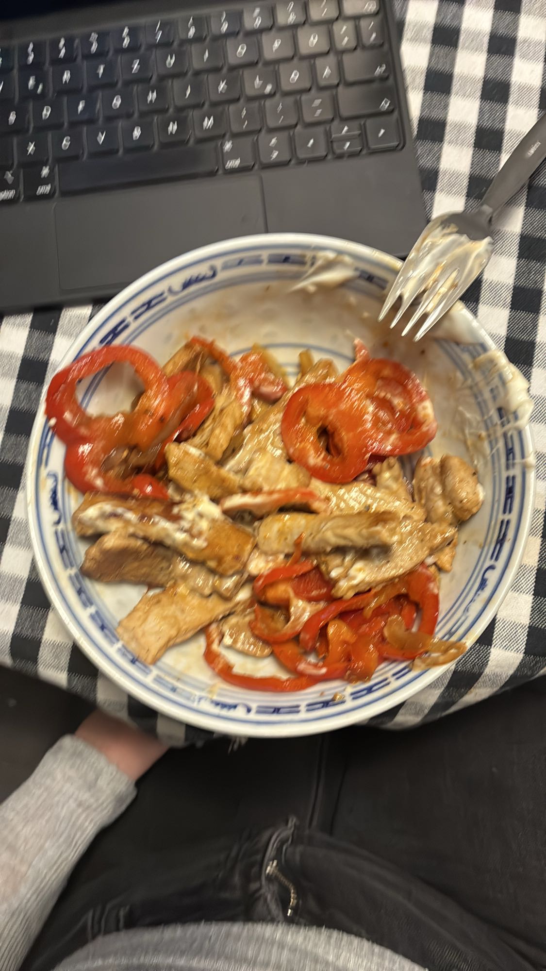 Kalkoen met paprika en ui