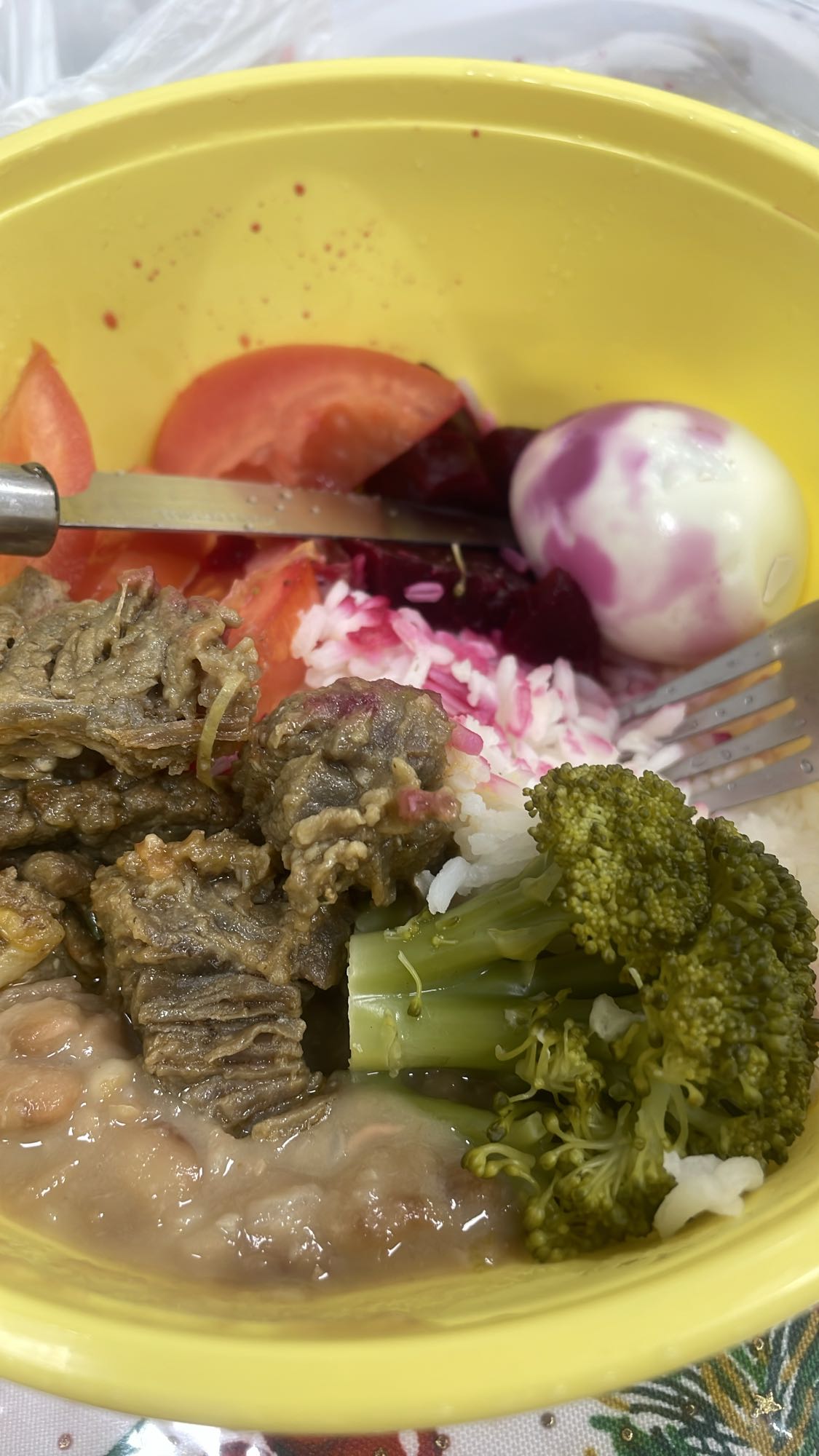 Prato com carne e legumes