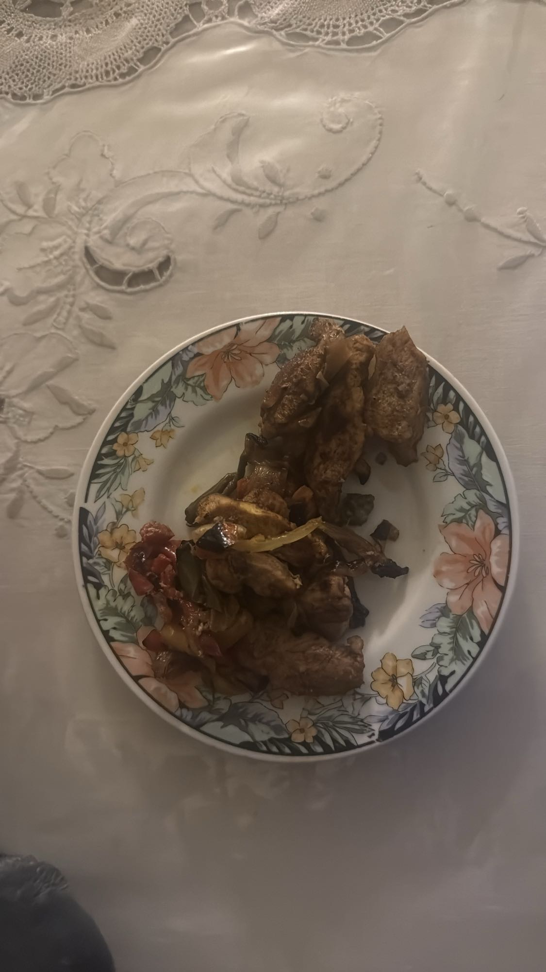 Grilled chicken with veggies