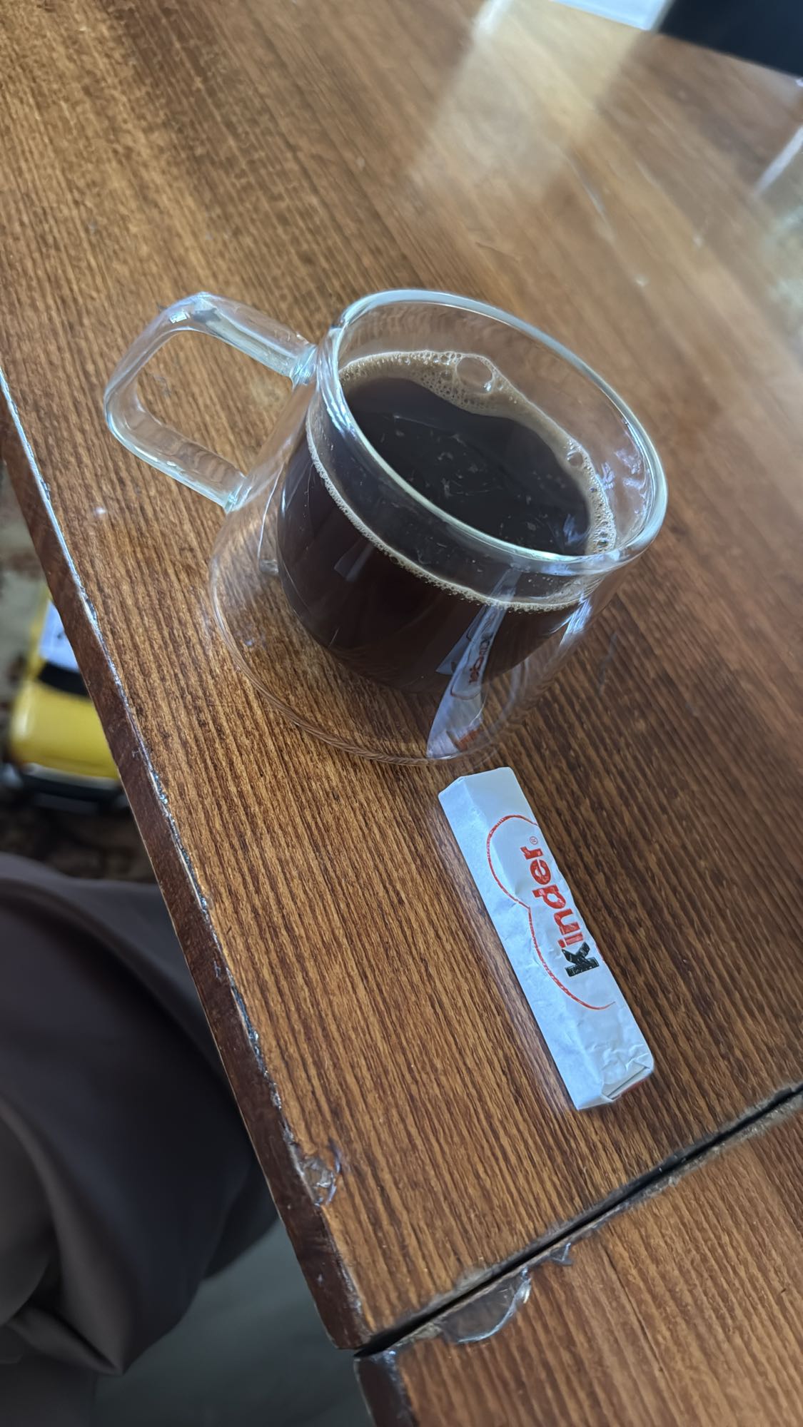 Black coffee & Kinder