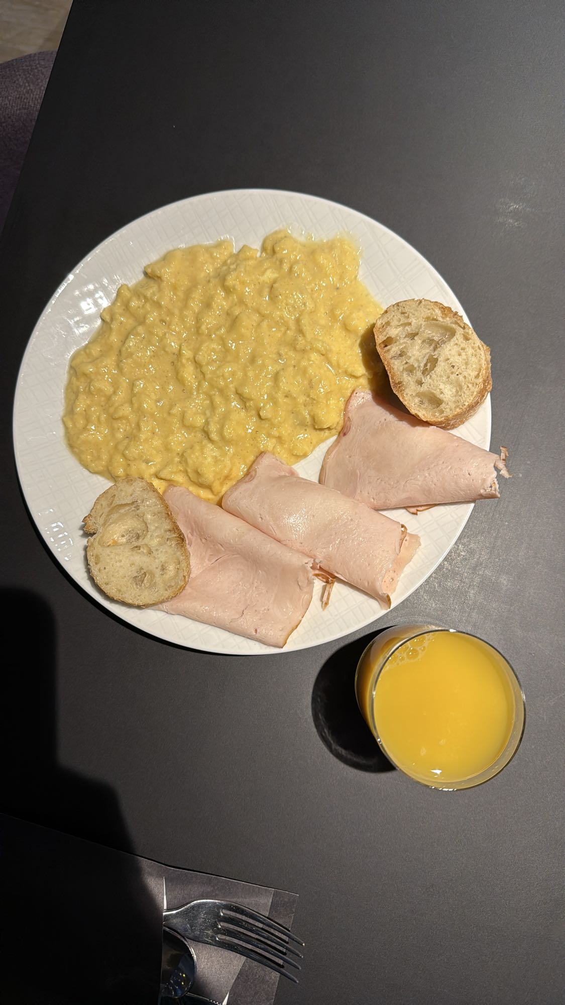 Scrambled Eggs & Turkey