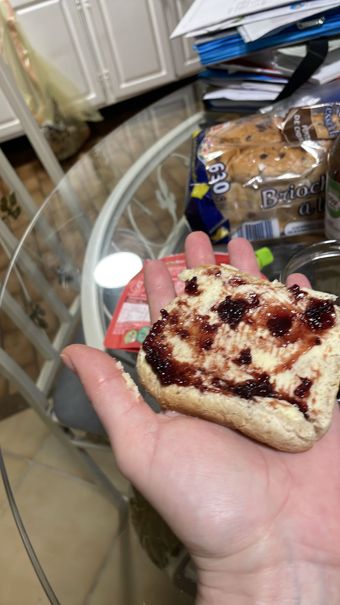 Brioche à la confiture