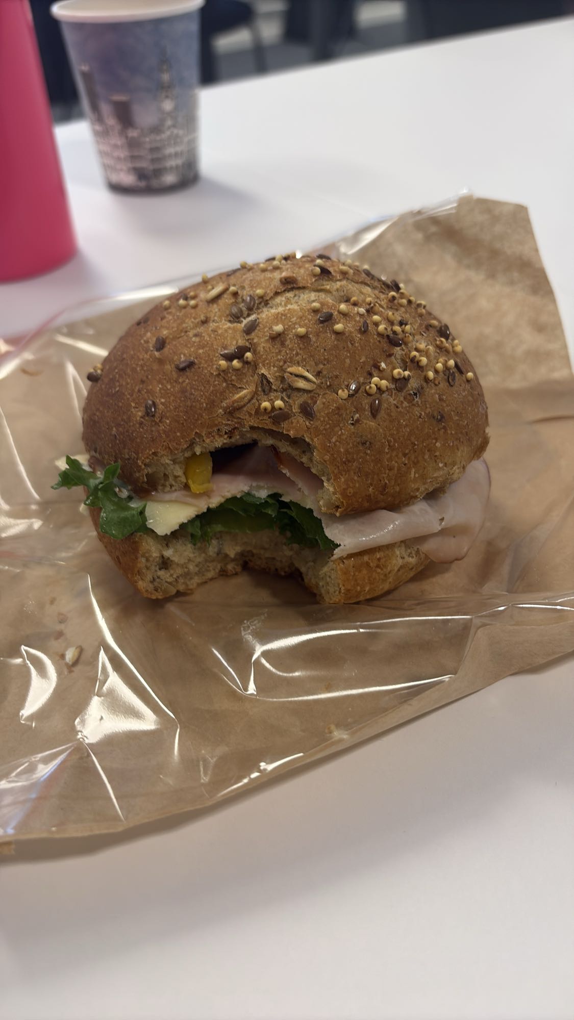 Fullkornsfralla med skinka