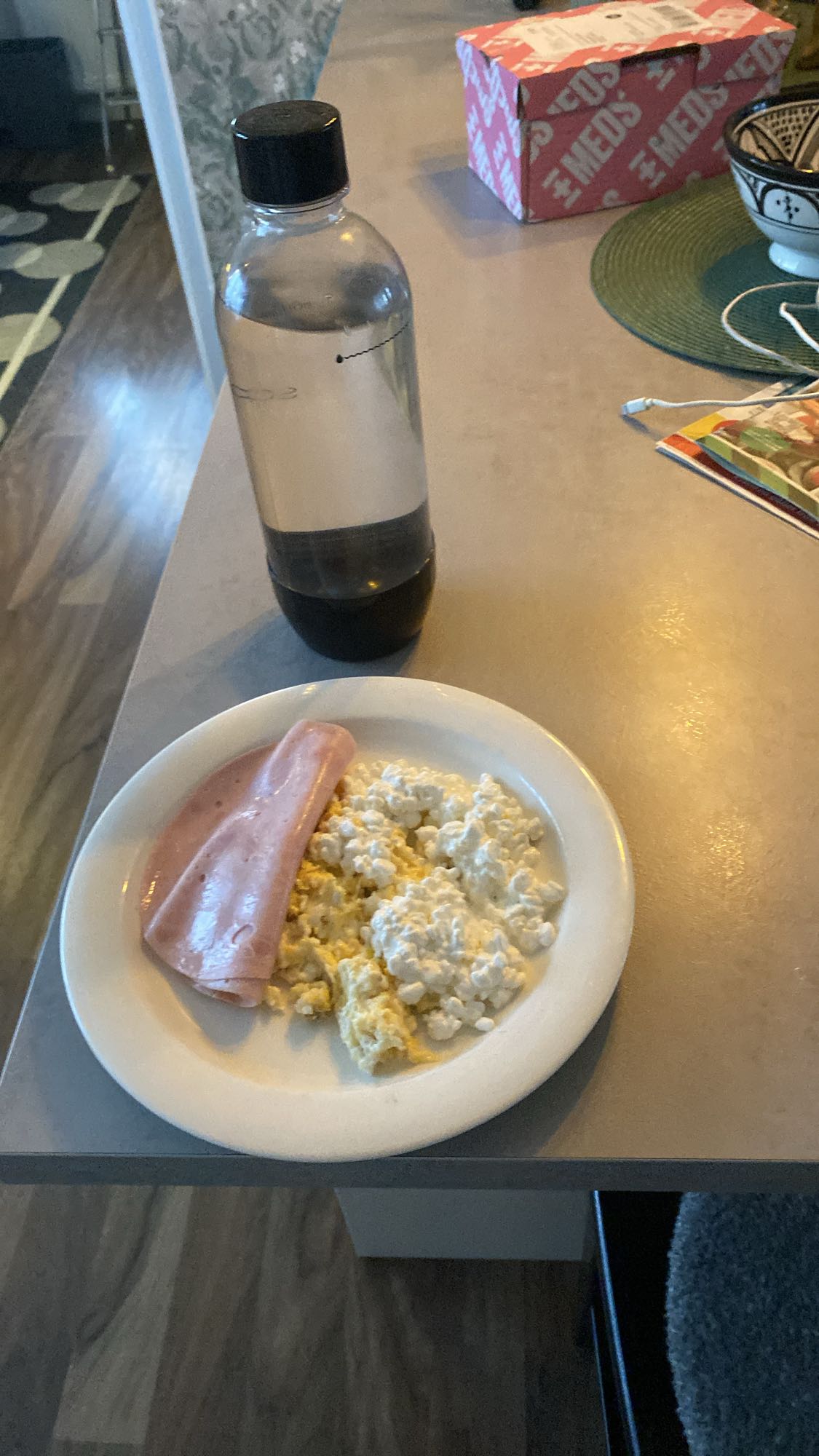 Ägg, keso och skinka