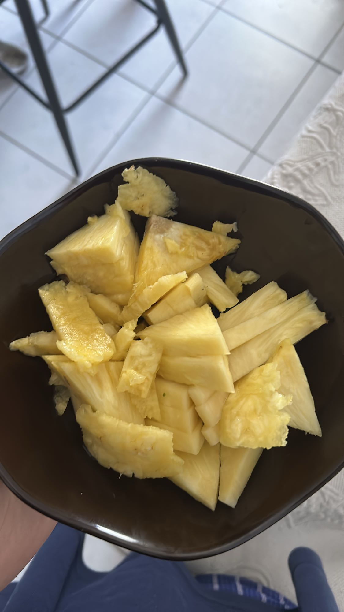 Ananas frais en morceaux