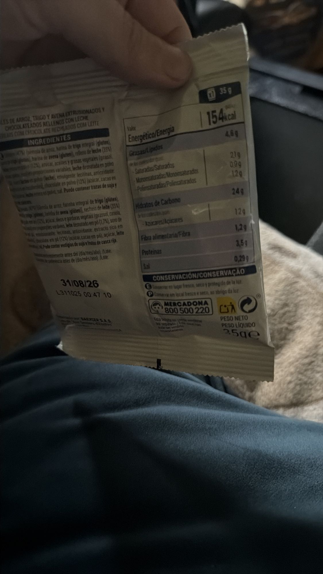 Baton cereale cu ciocolată