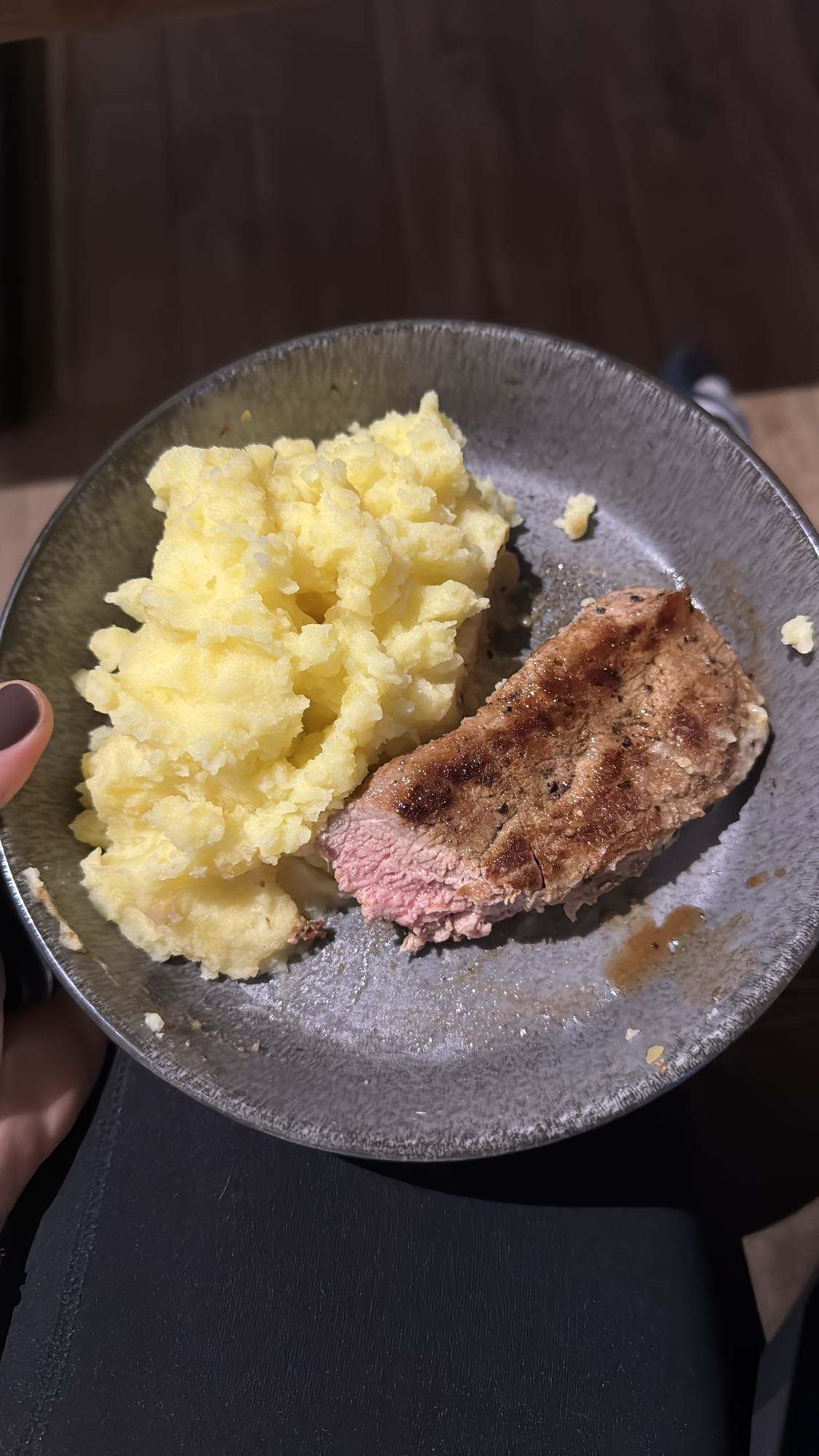 Lammlachse mit Kartoffelpüree