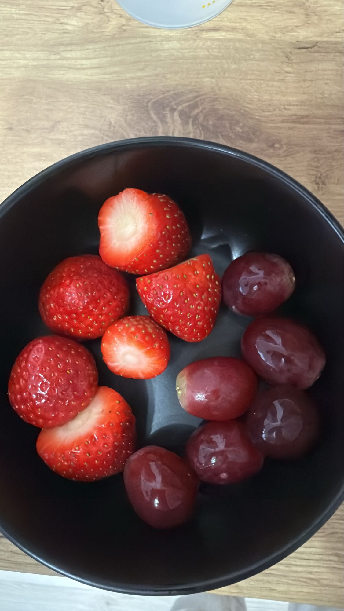 Fructe proaspete în bol