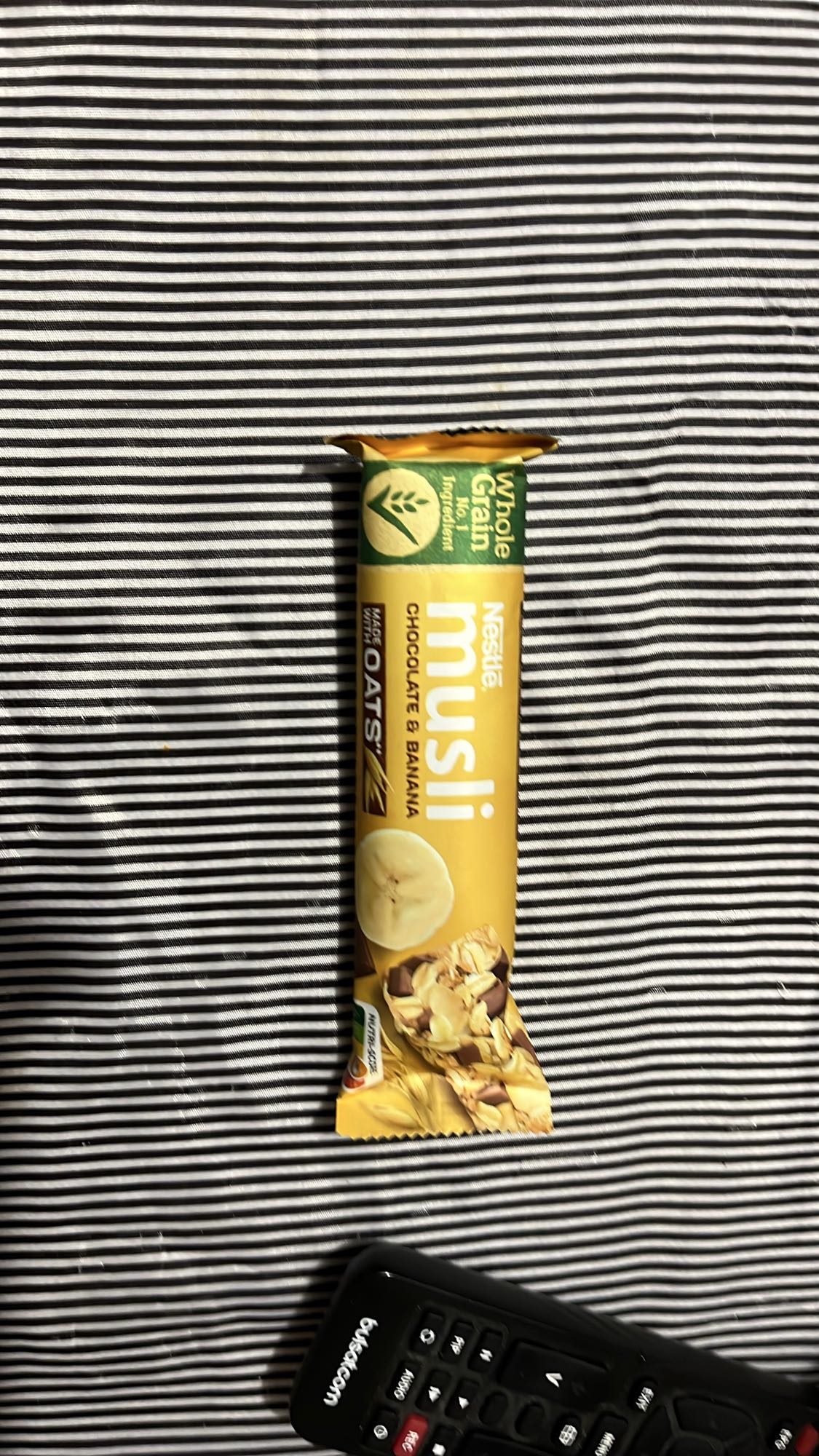 мюсли бар банан и шоколад