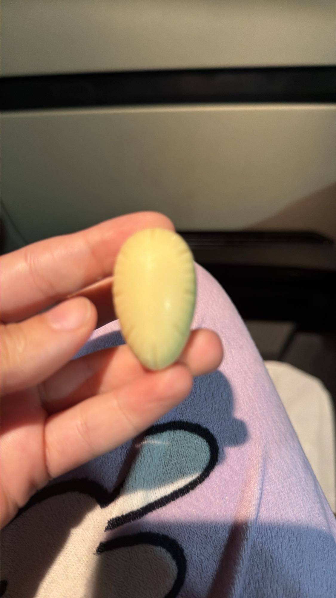 Ou de Ciocolată albă Milka