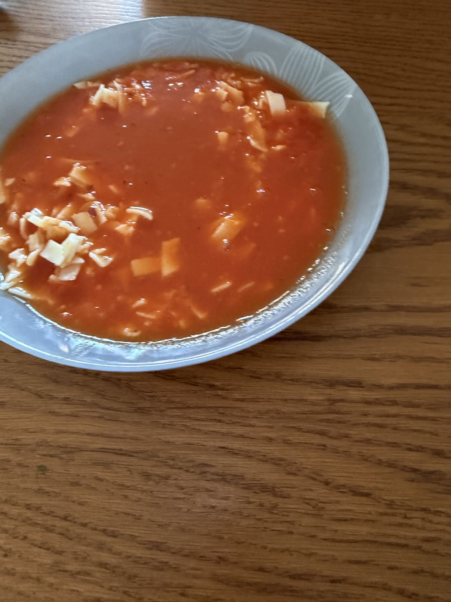 zupa pomidorowa z makaronem