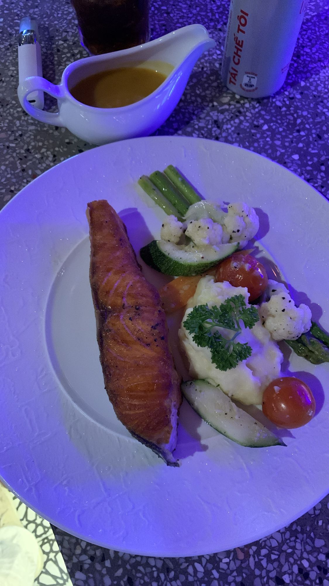 Salmon with Veggies & Mash