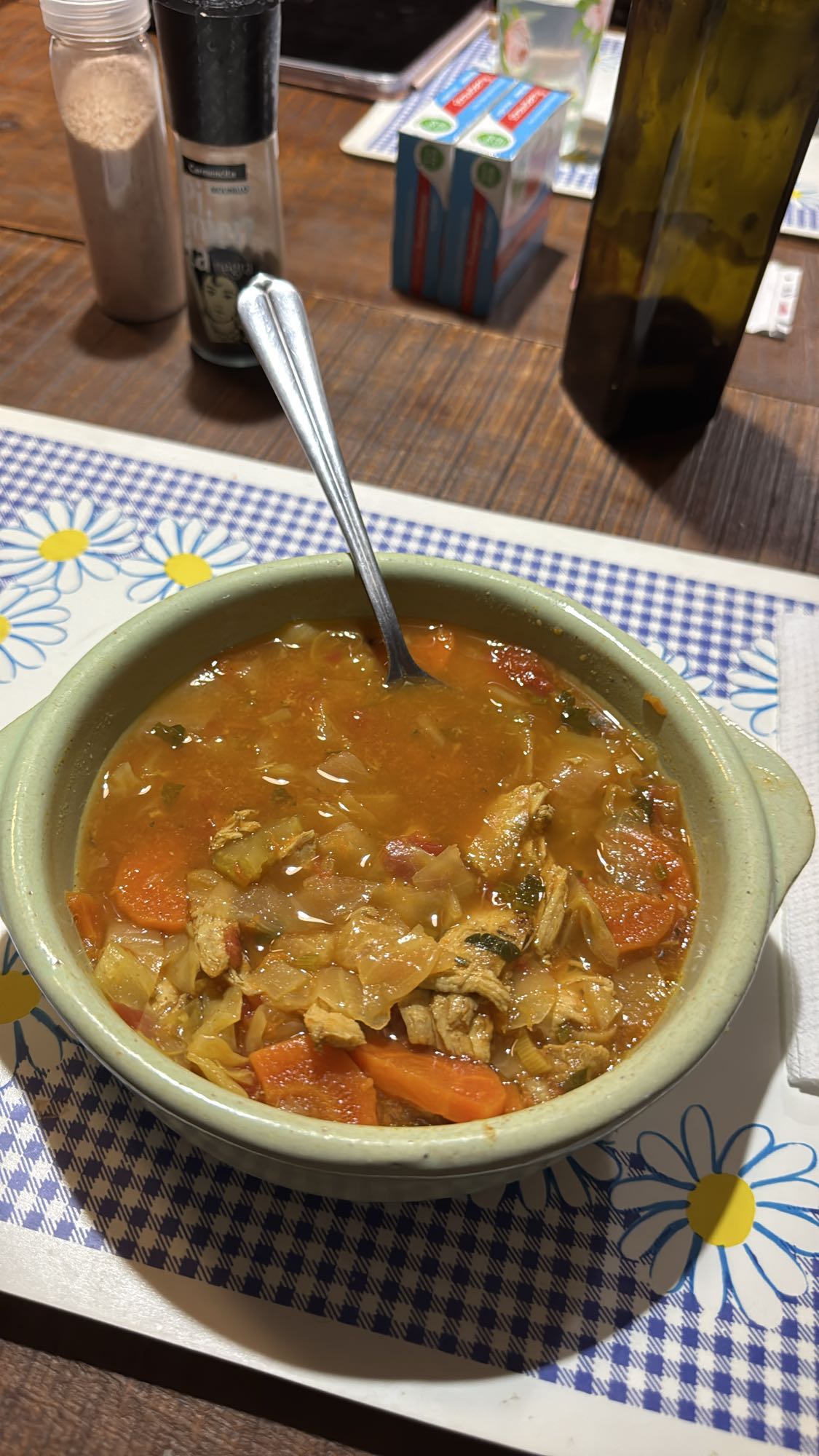 sopa de pollo y verduras
