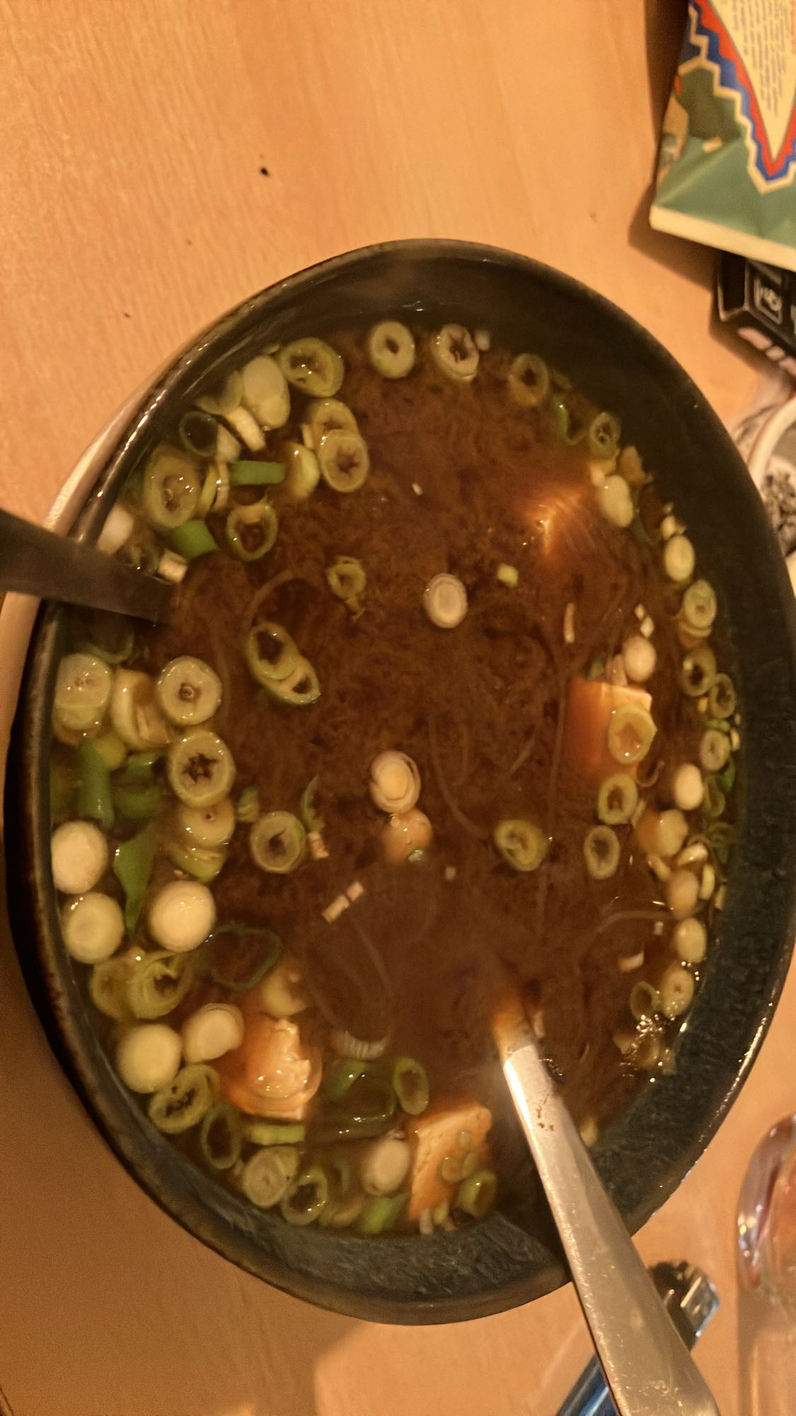 Sopa de macarrão com tofu