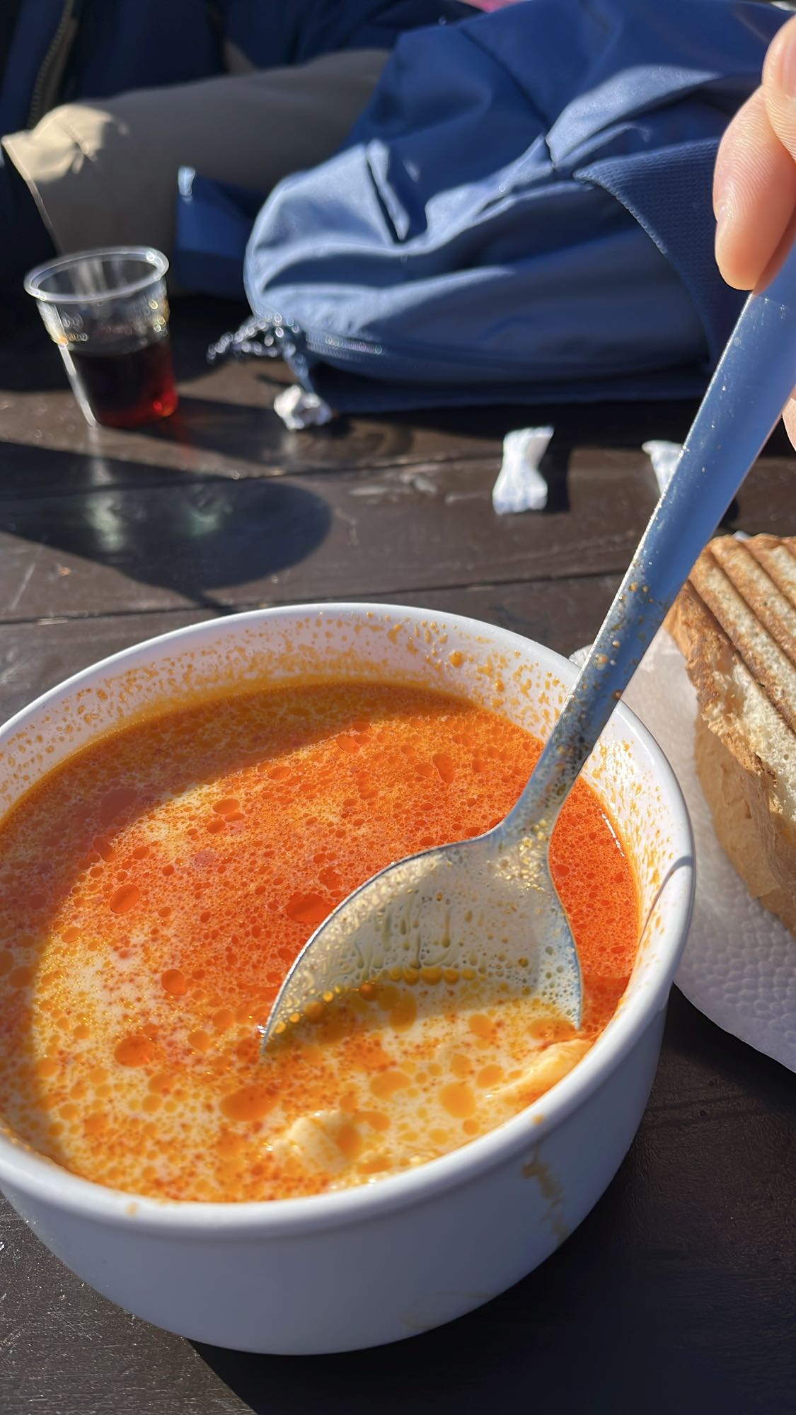 Шкембе чорба с хляб