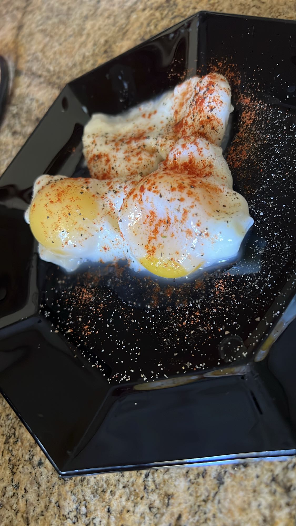 Poached eggs with paprika