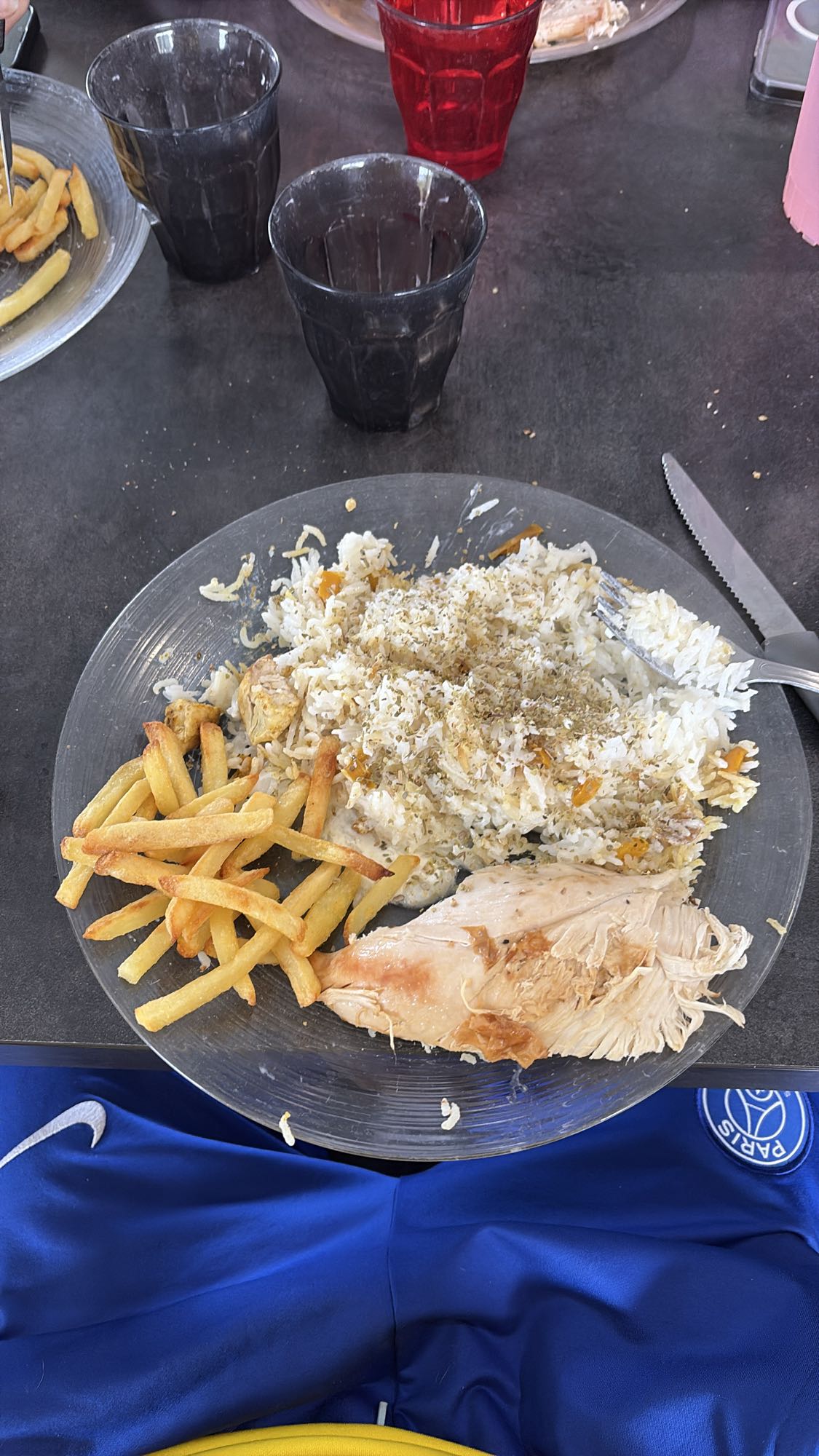 Poulet, riz et frites
