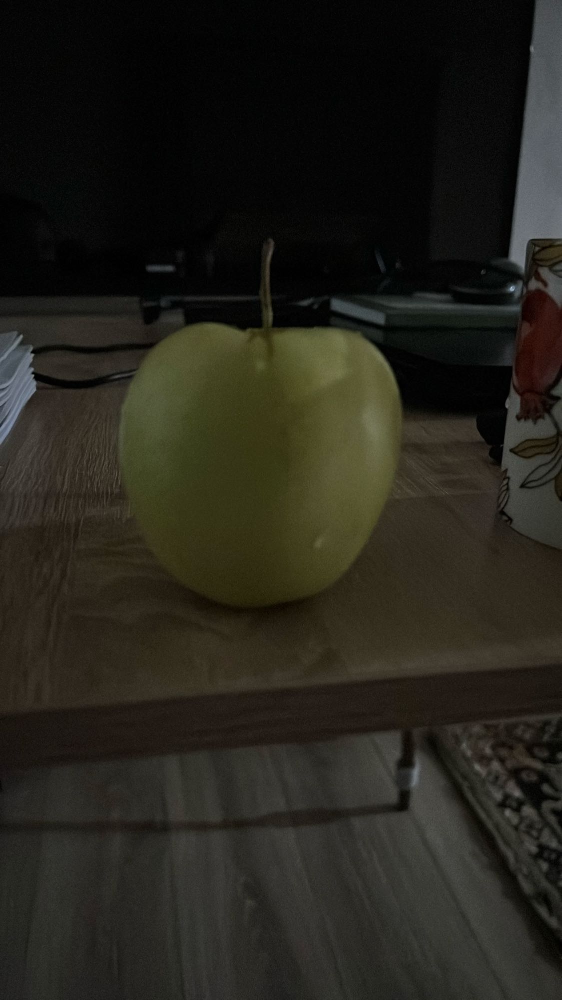 зелёное яблоко