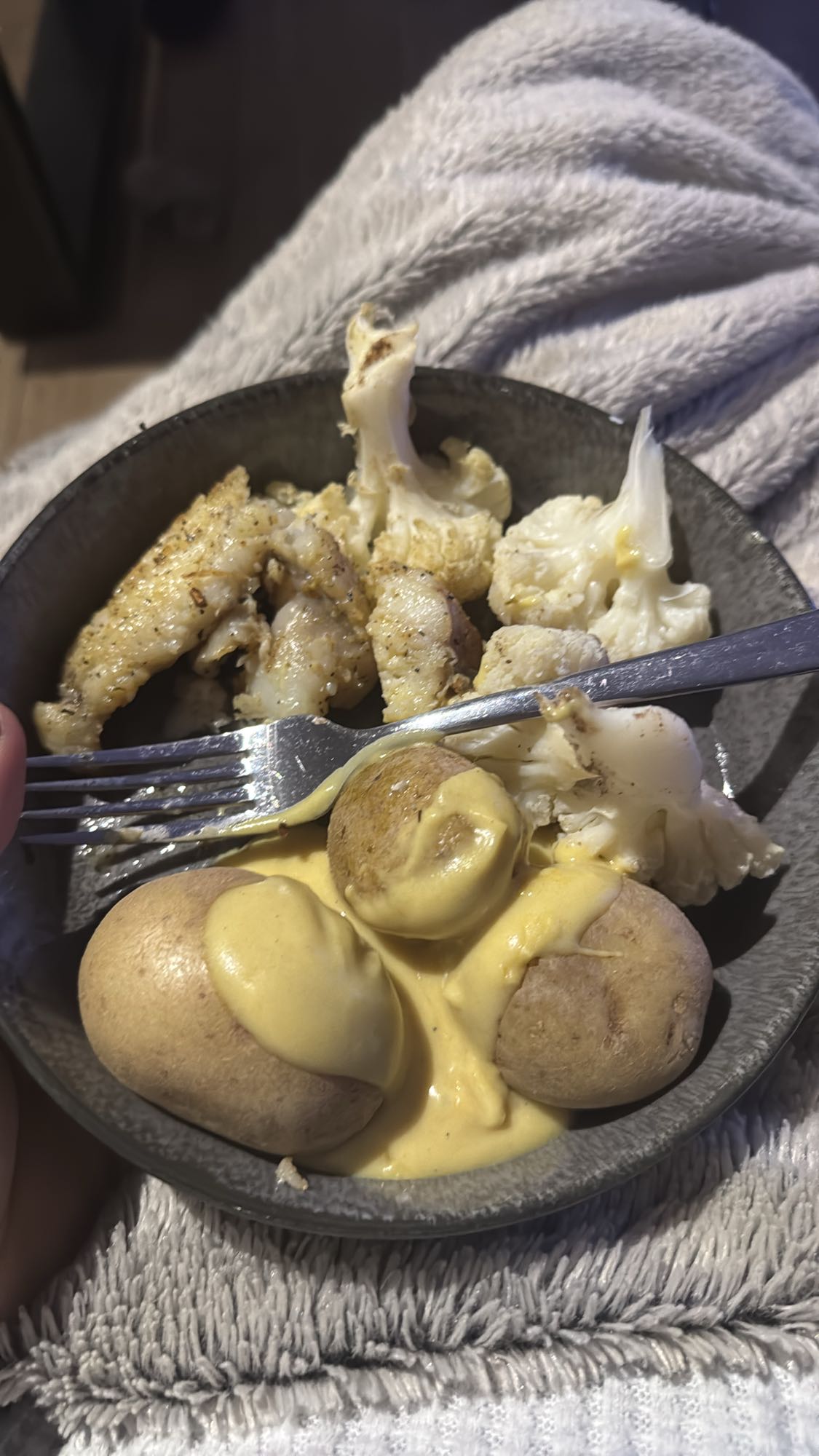 Kartoffeln, Blumenkohl & Fisch