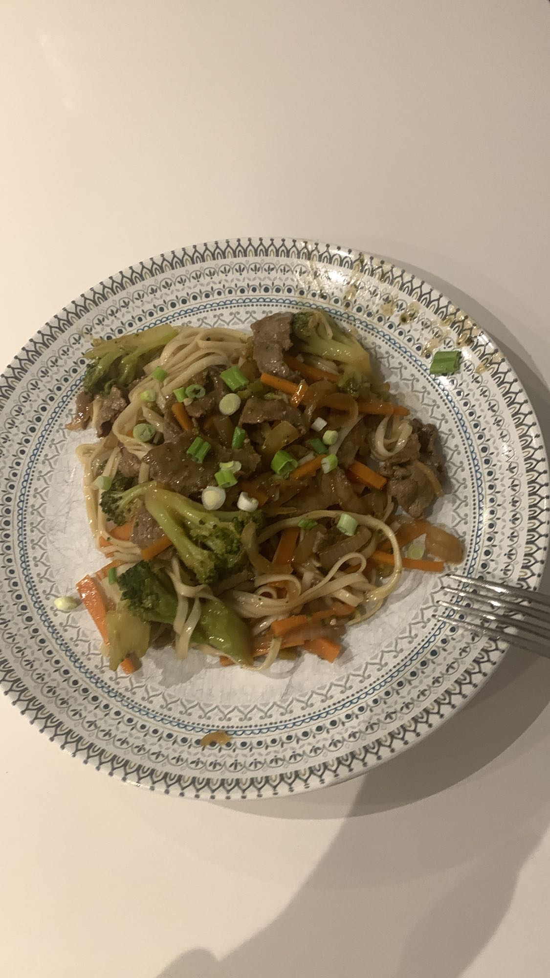 Nouilles sautées au bœuf