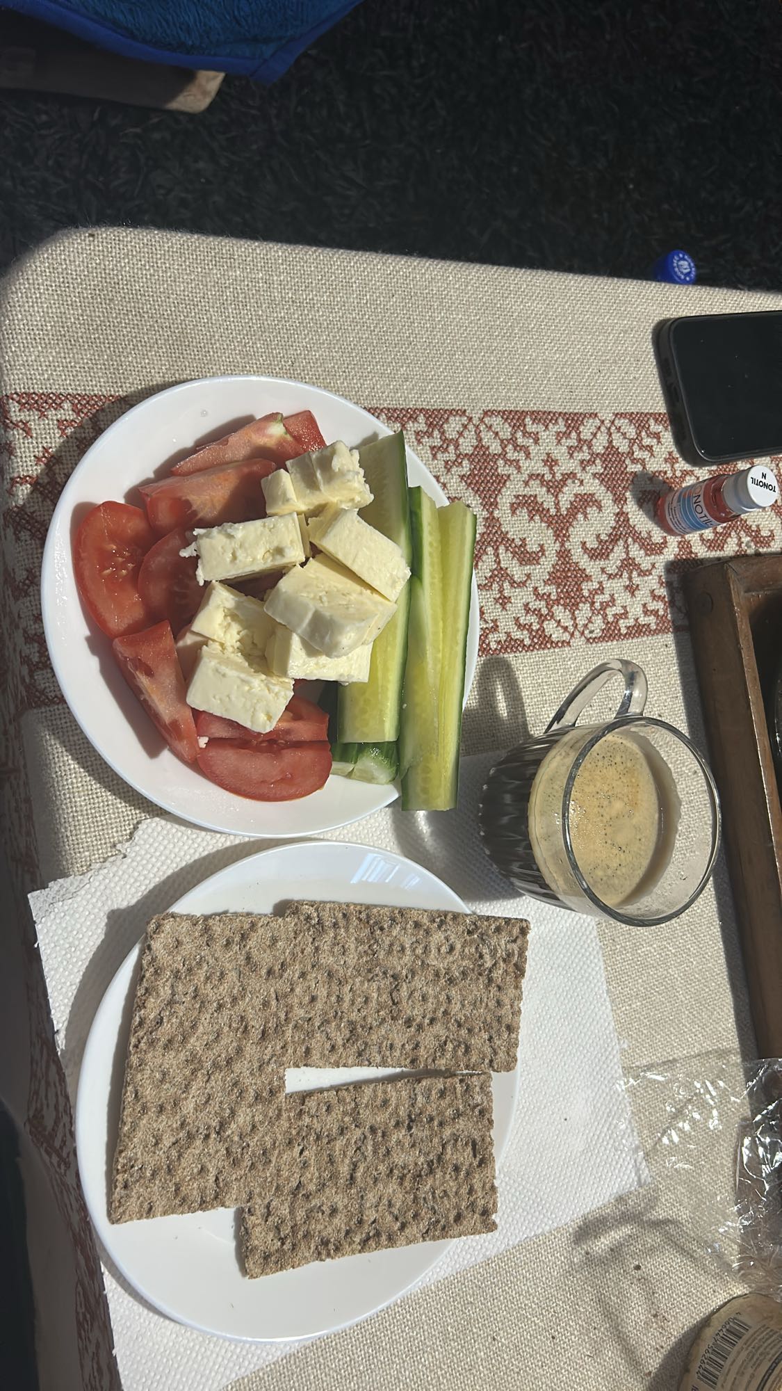 Mic dejun cu legume și brânză