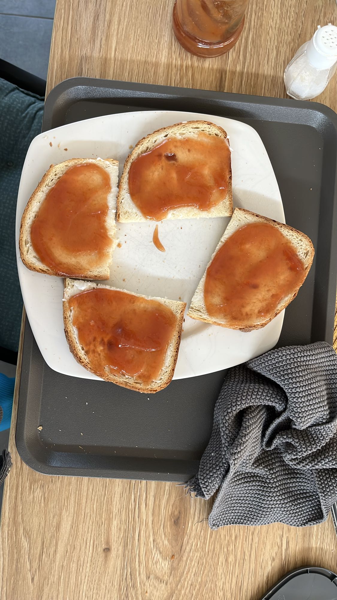 Jam Toast Slices