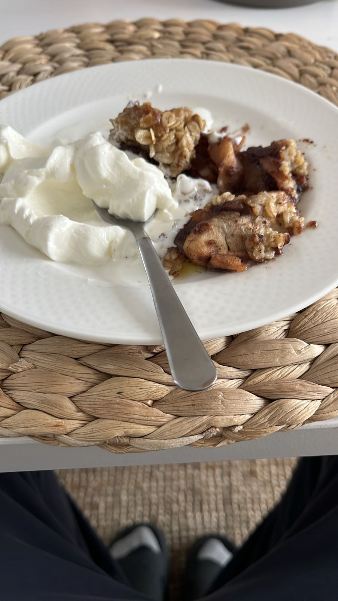 Äppelpaj med yoghurt