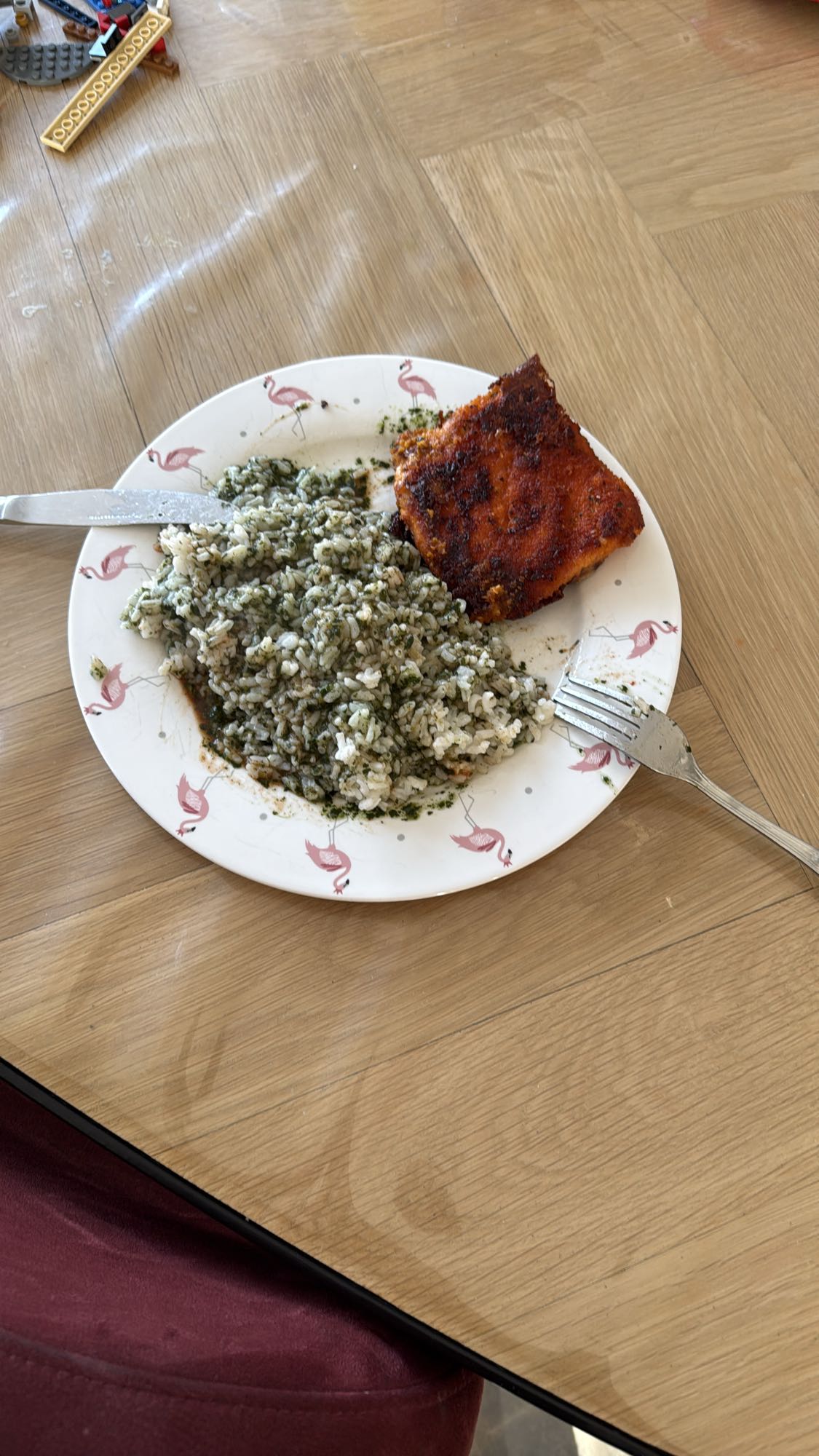 Cordon bleu with rice and molokheya
