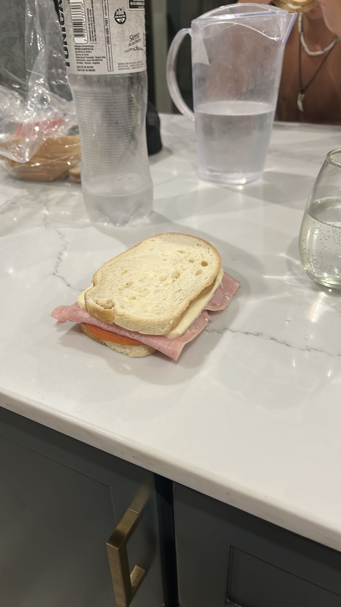 sándwich de jamón y queso