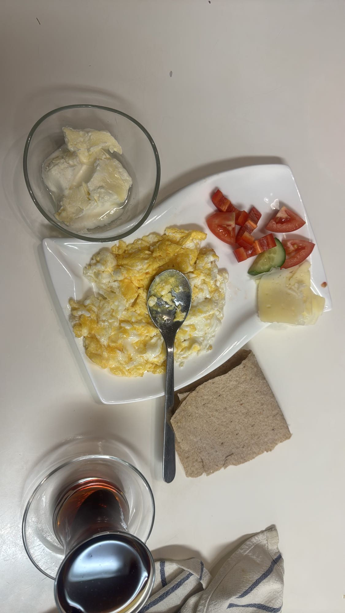 Frukosttallrik med ägg