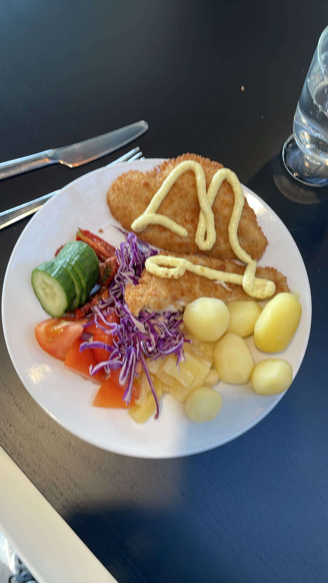 Panerad fisk med potatis
