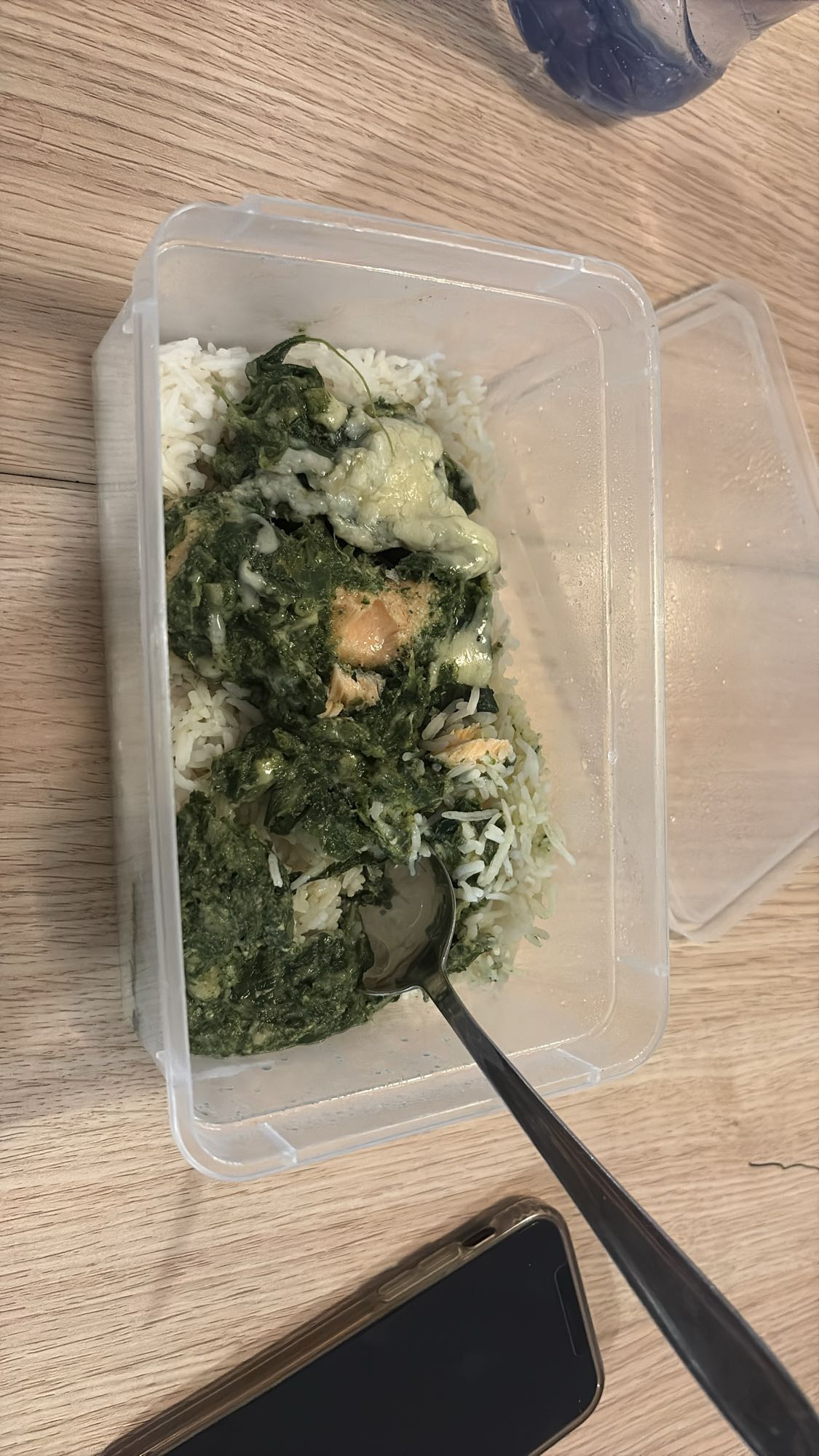 Lax med spenat och ris