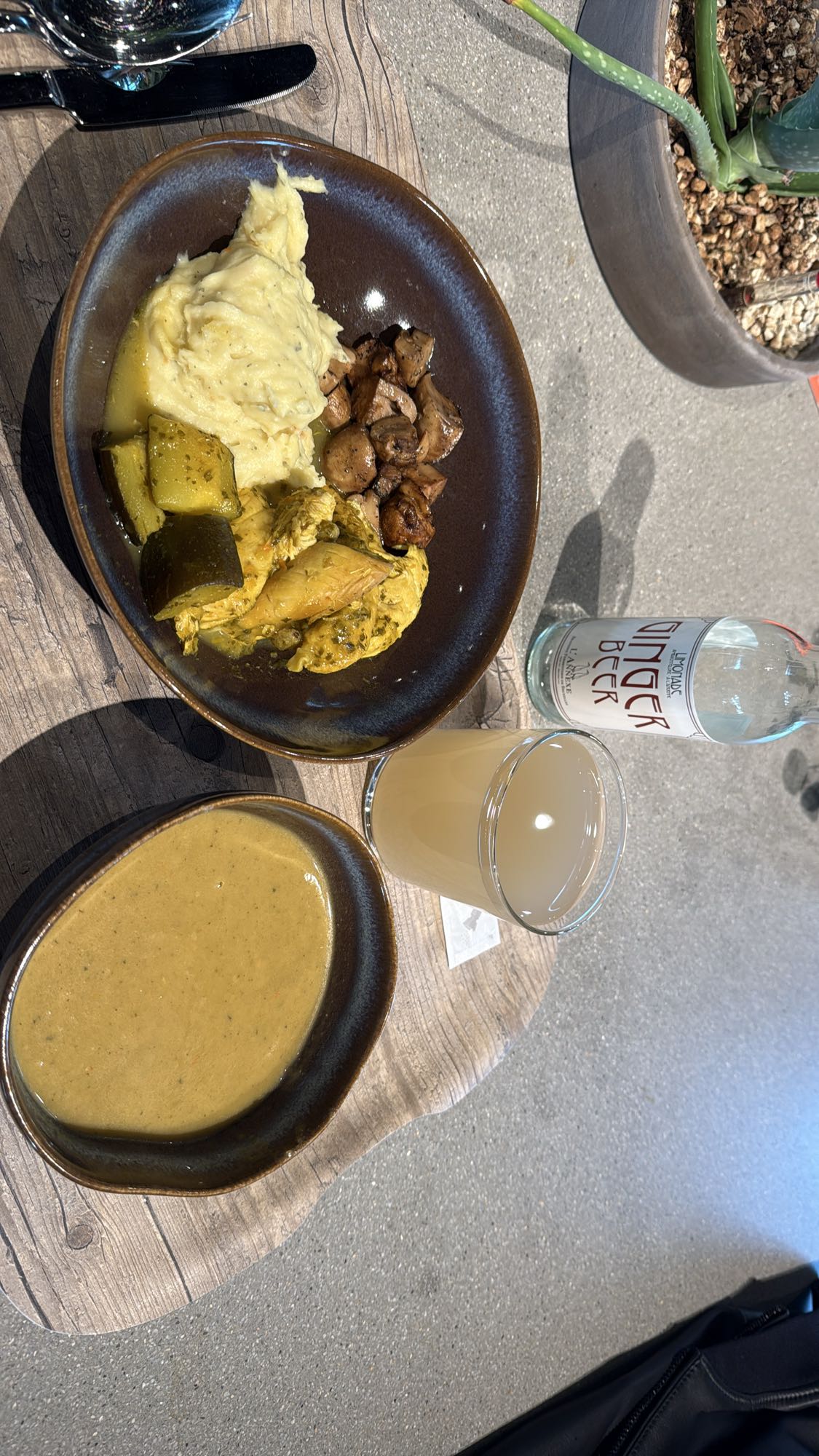 Chicken Veggie Plate & Soup