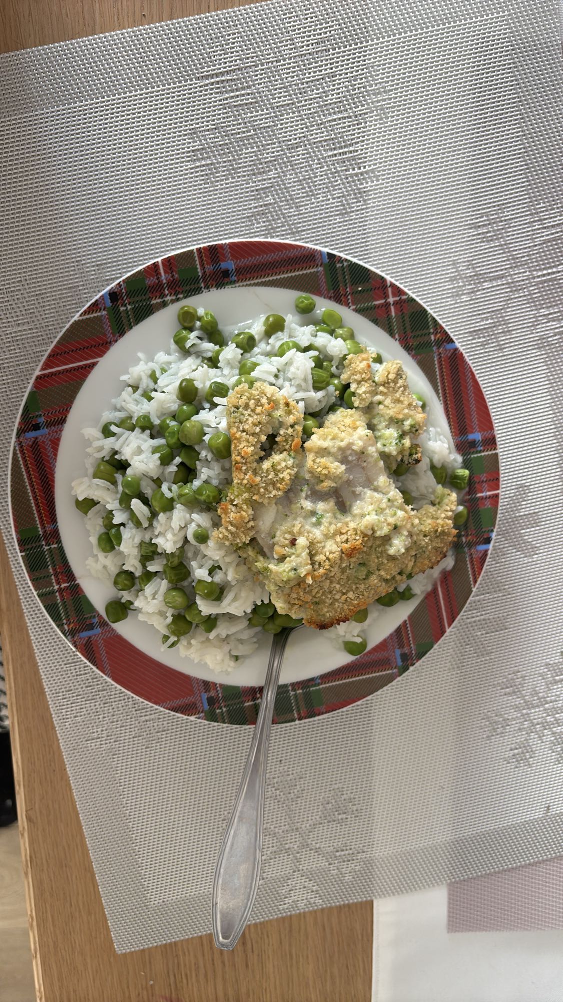 Ryż z groszkiem i kurczakiem