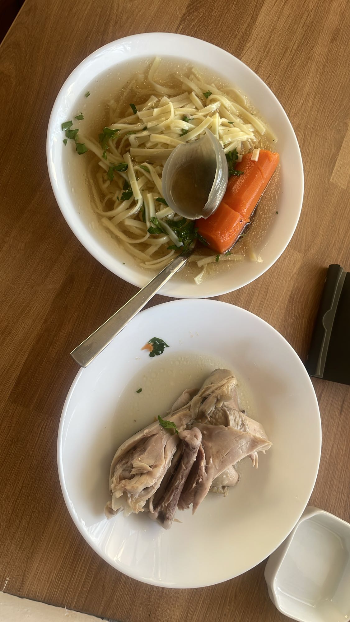 rosół z makaronem i kurczakiem