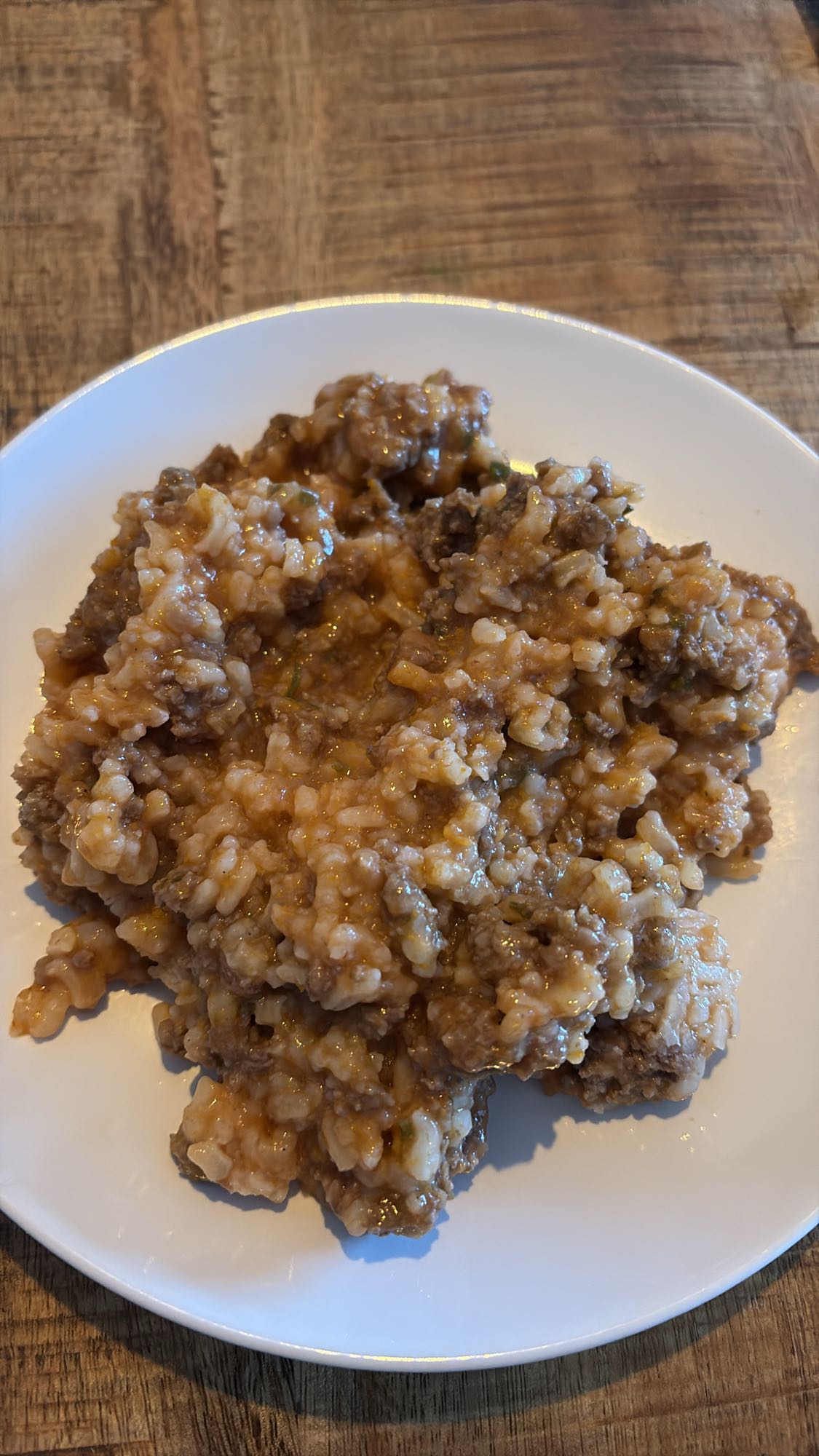 Rijst met gehakt en saus