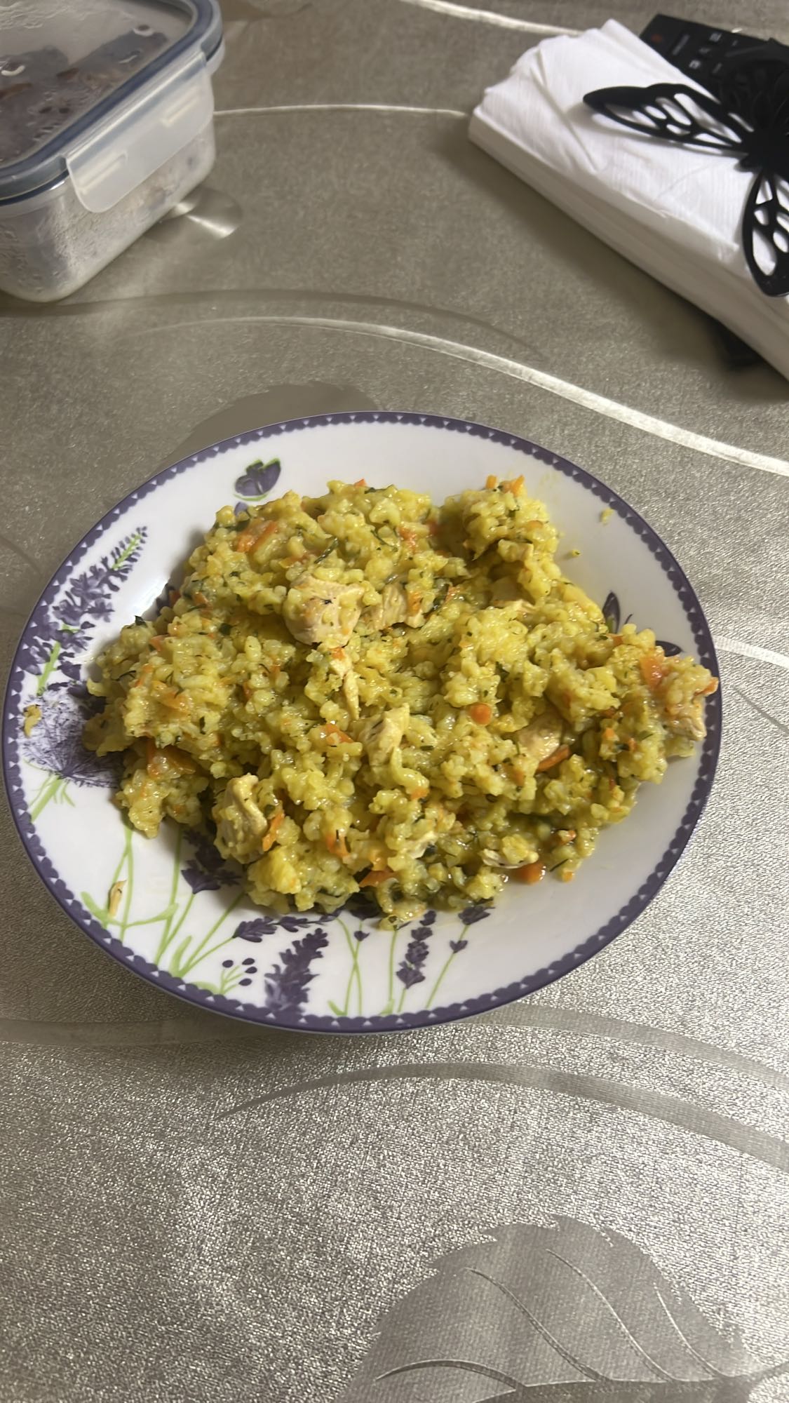 Pilaf cu pui și legume