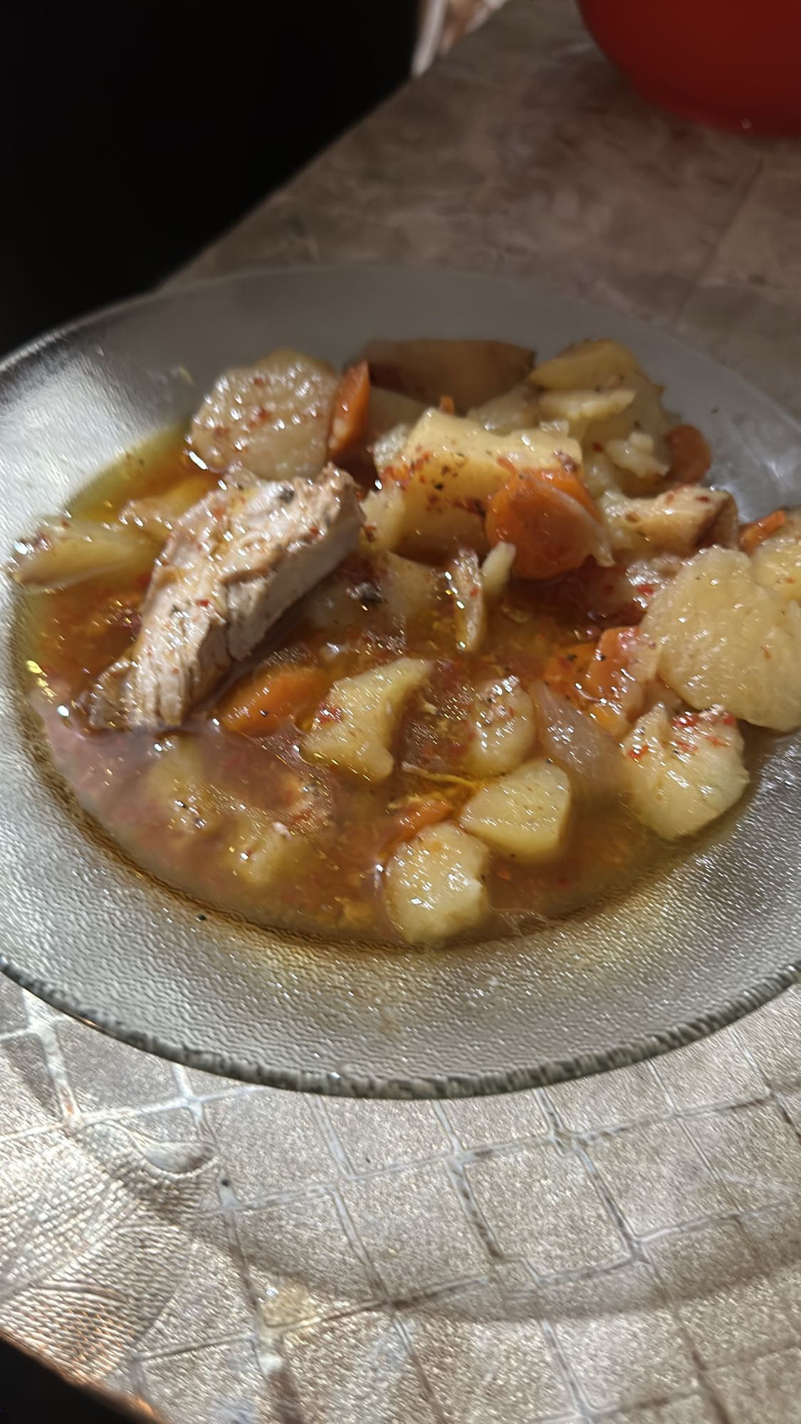Tocană cu legume și carne
