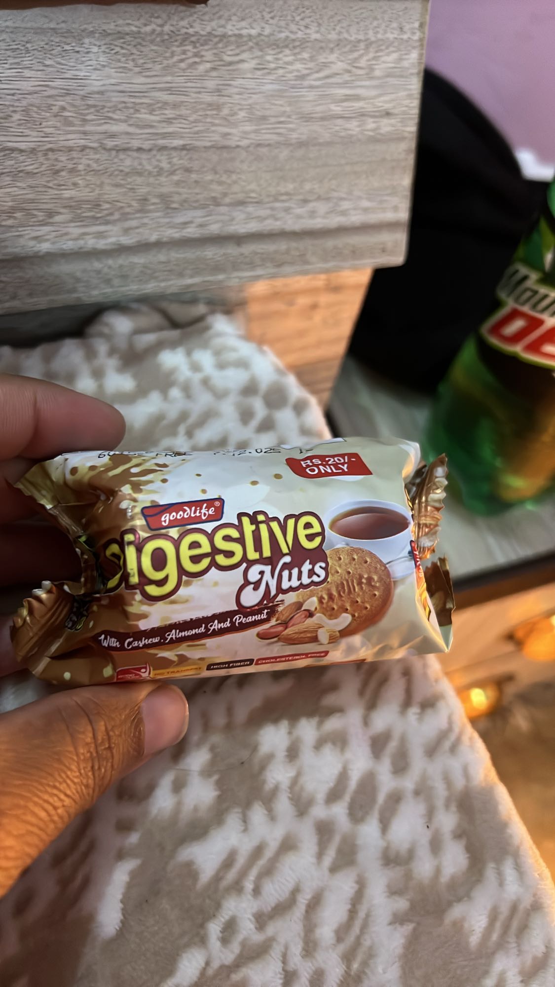 Digestive Nuts Biscuit Pack